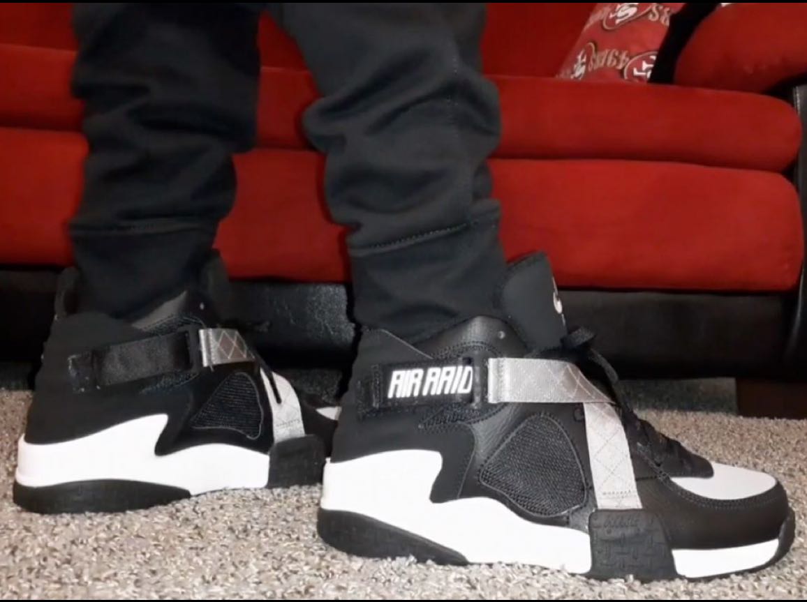 sneakersuniverse's post