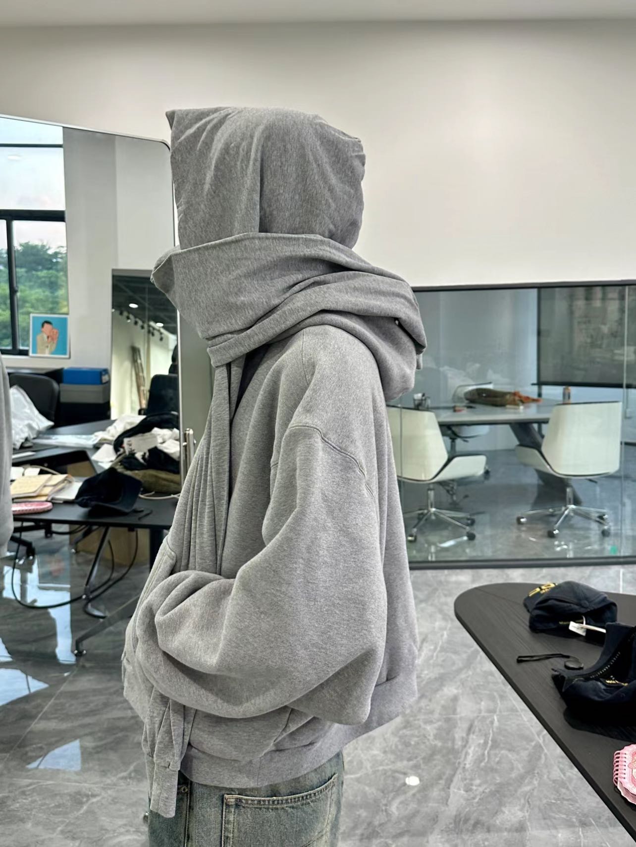 24AW new/BALENCIAGA インコグニートフーディ― Hoodie Gray 24AW BALENCIAGA INCOGNITO BOXY ロゴ コットン フーディ ジップ