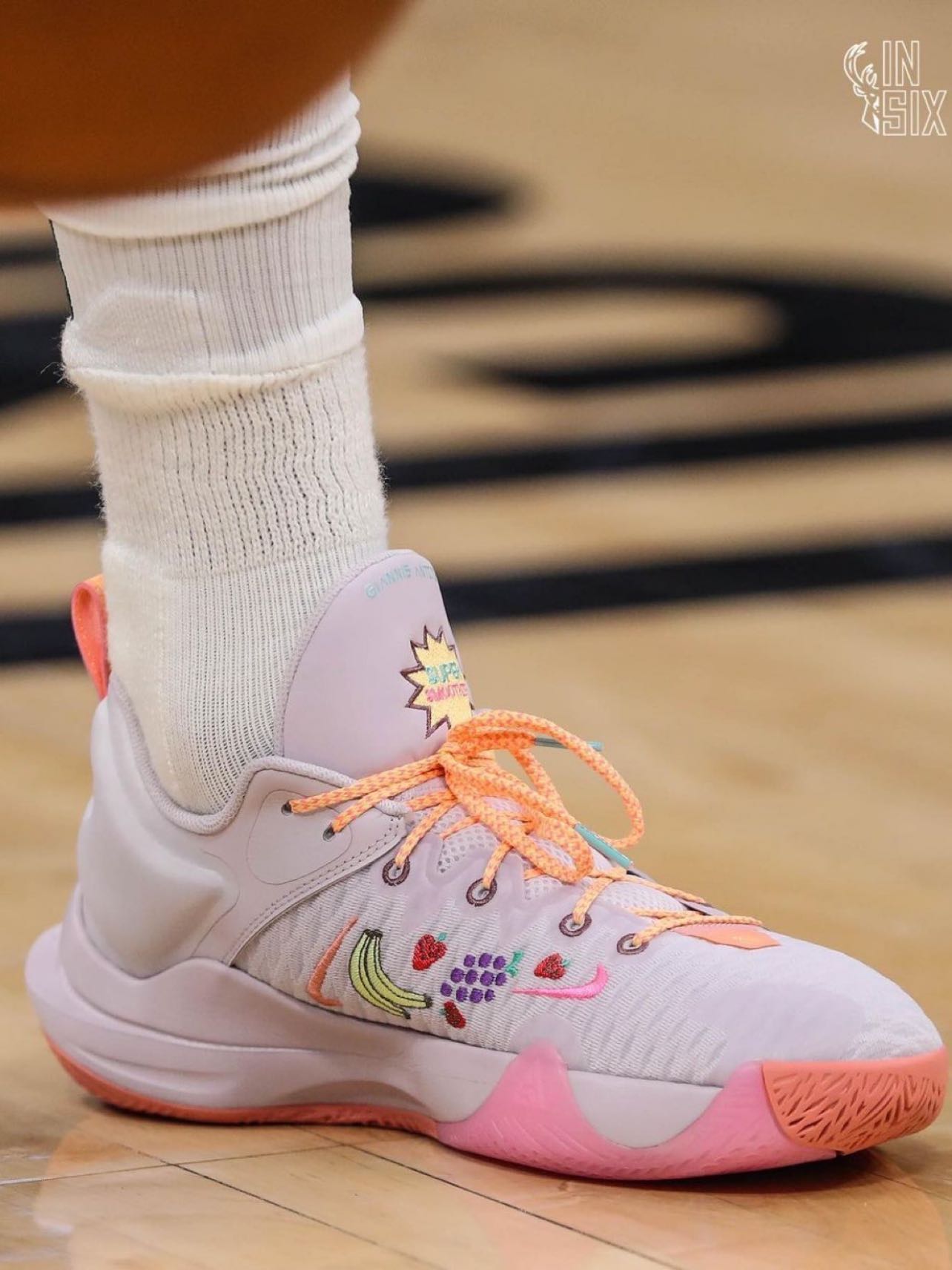 sneakersuniverse's post
