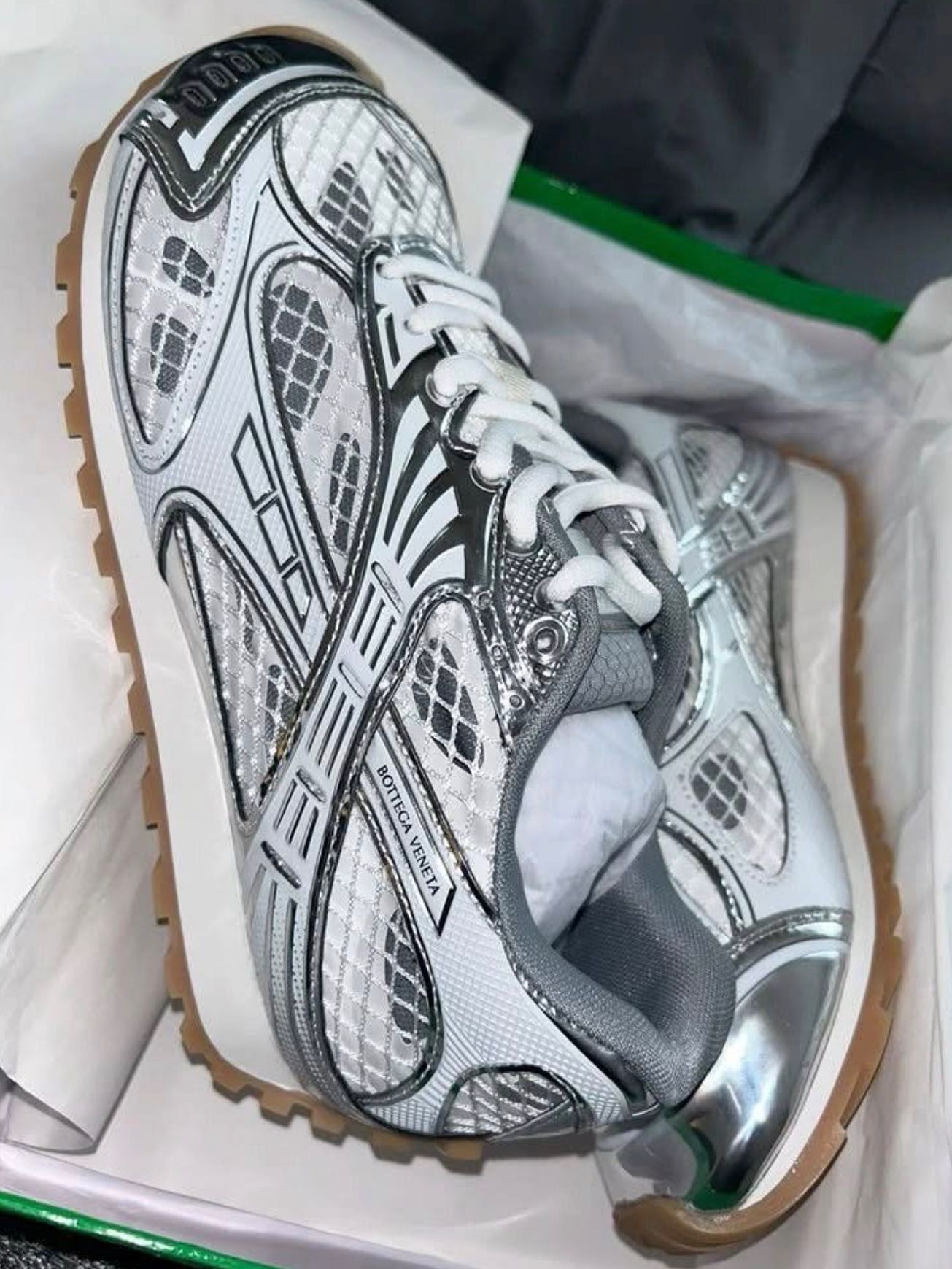 sneakersuniverse's post