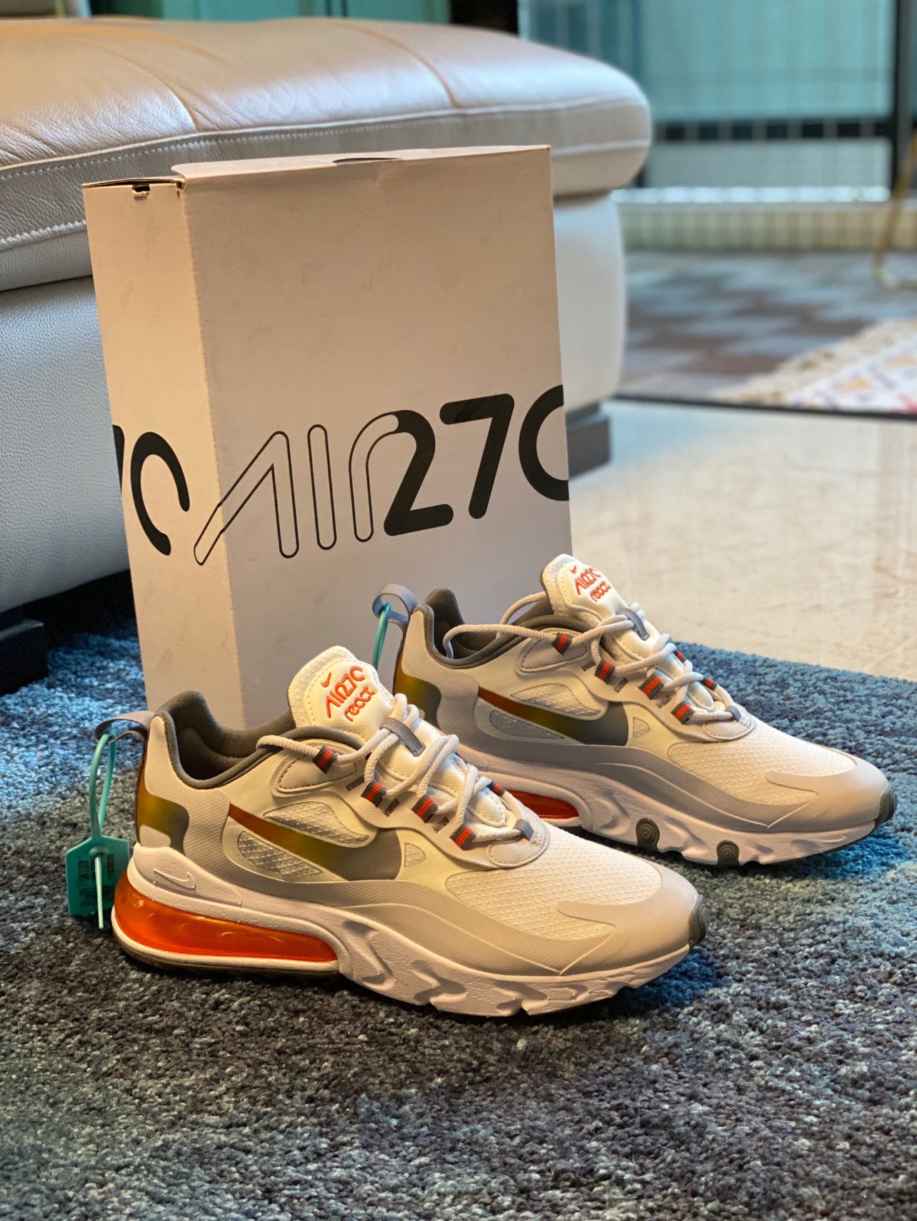 sneakersuniverse's post