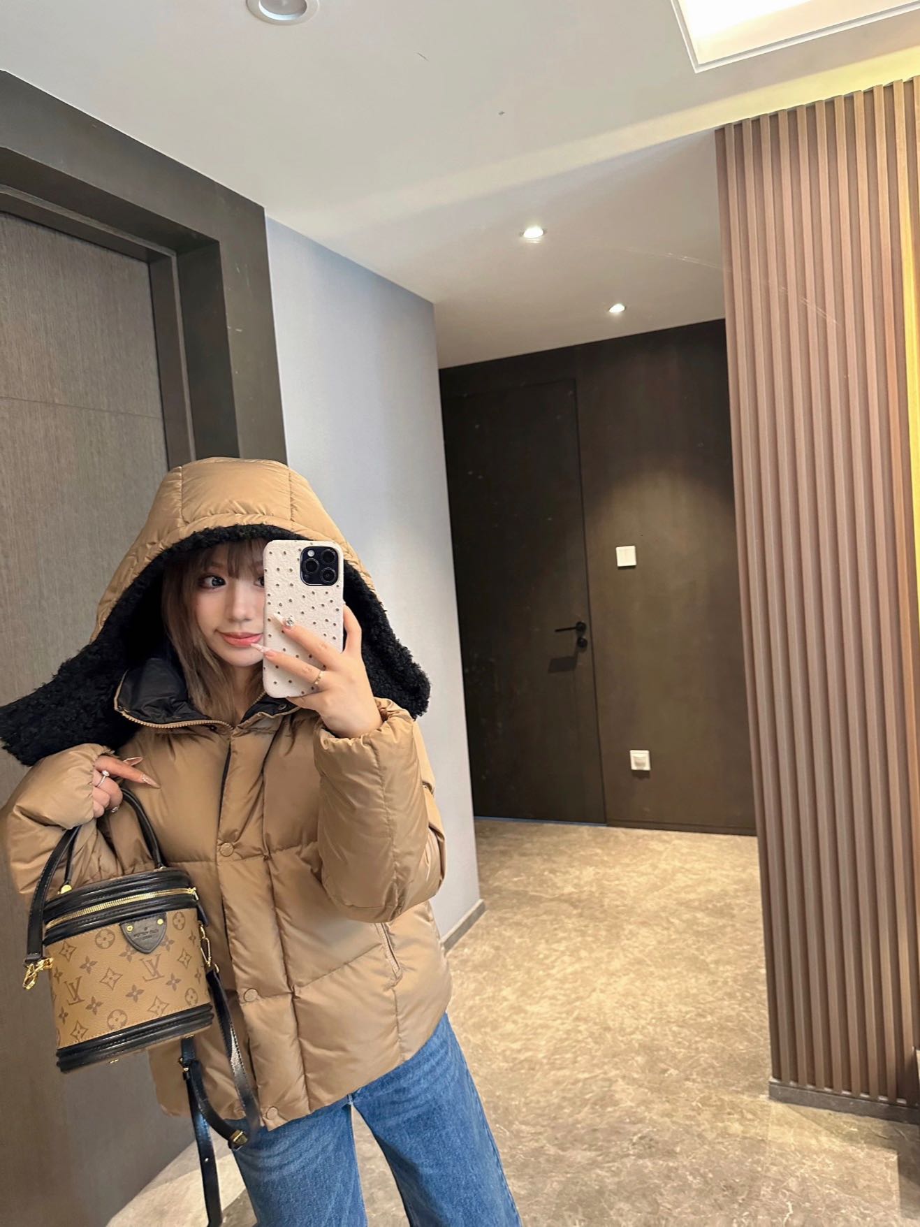 monclercity's post
