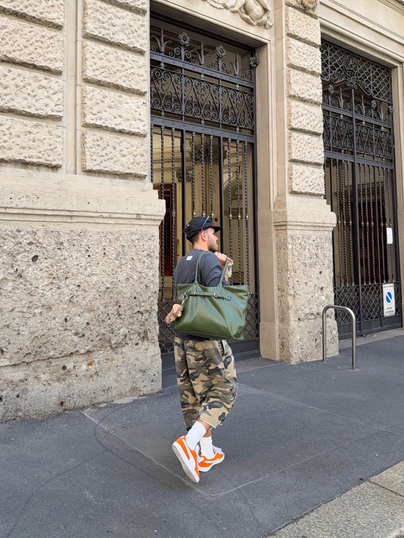 sneakersuniverse's post