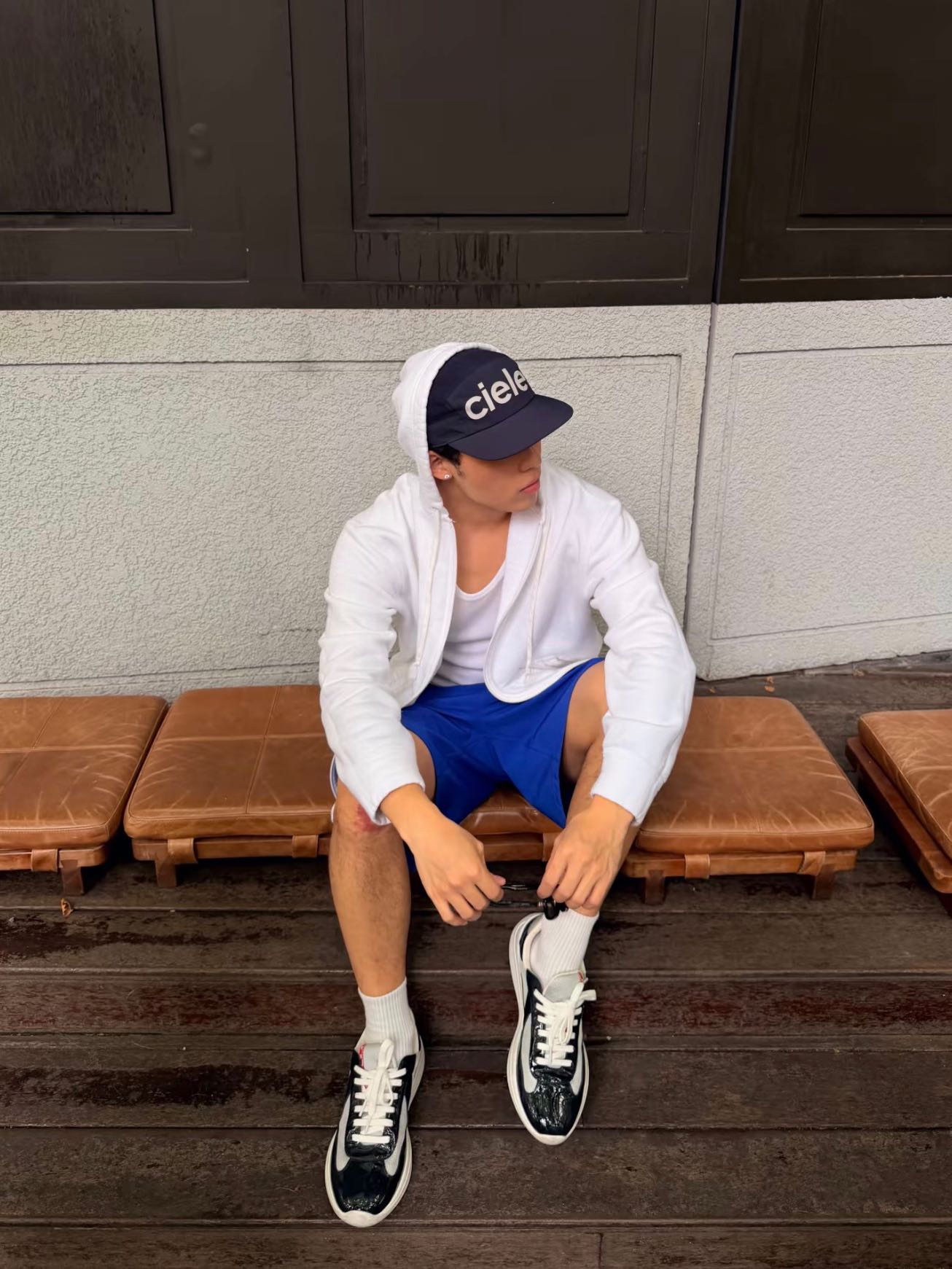 theofour's post