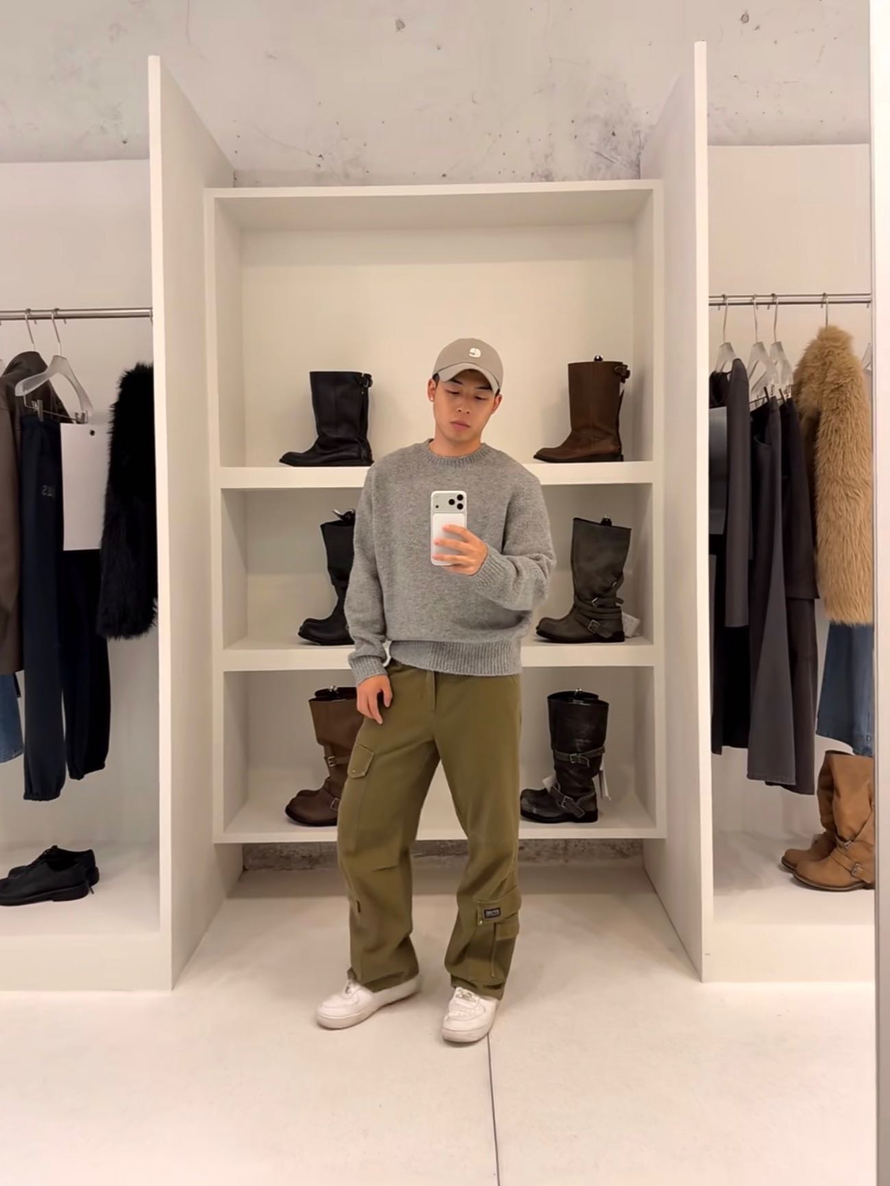 theofour's post