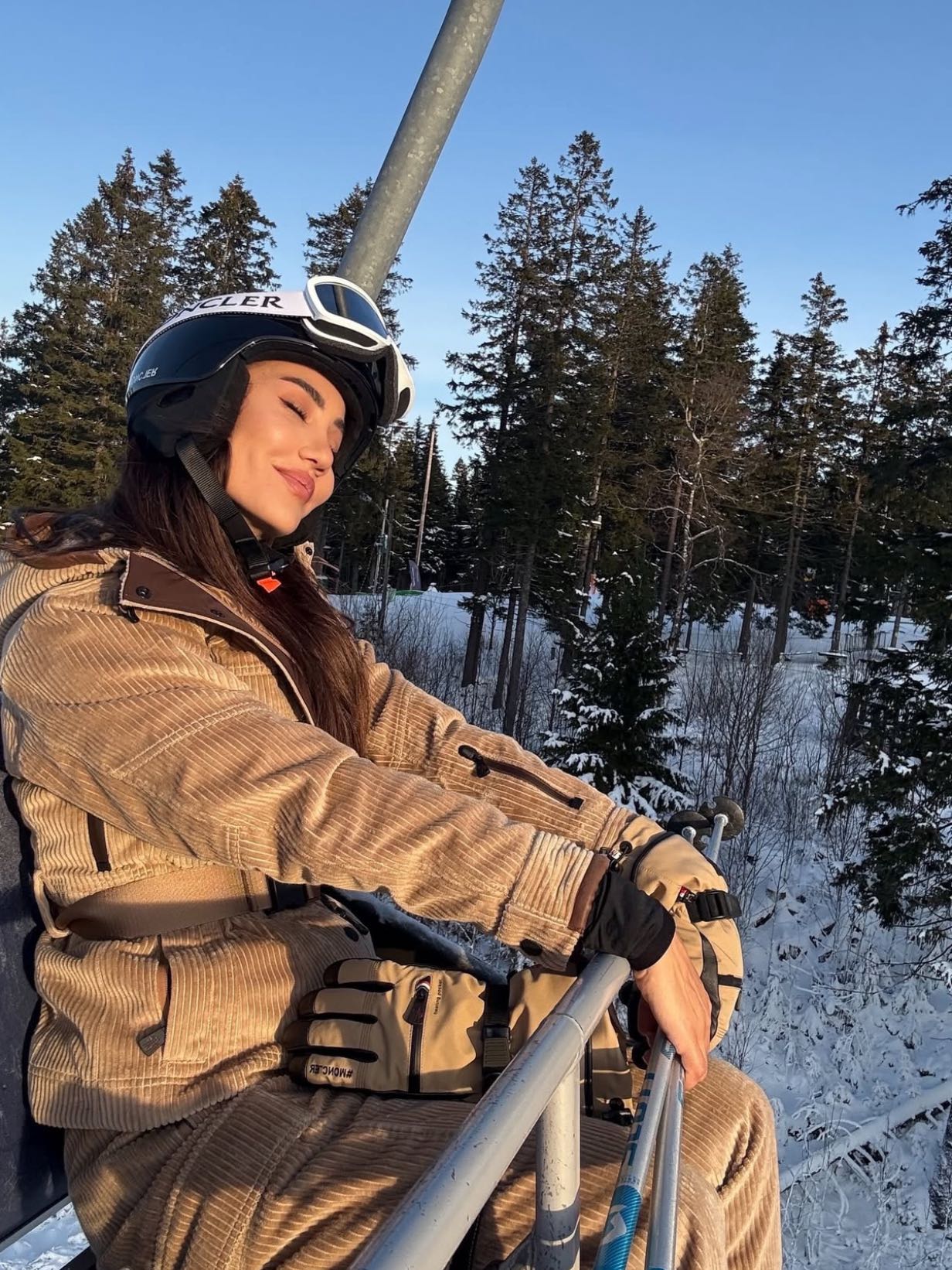 monclercity's post