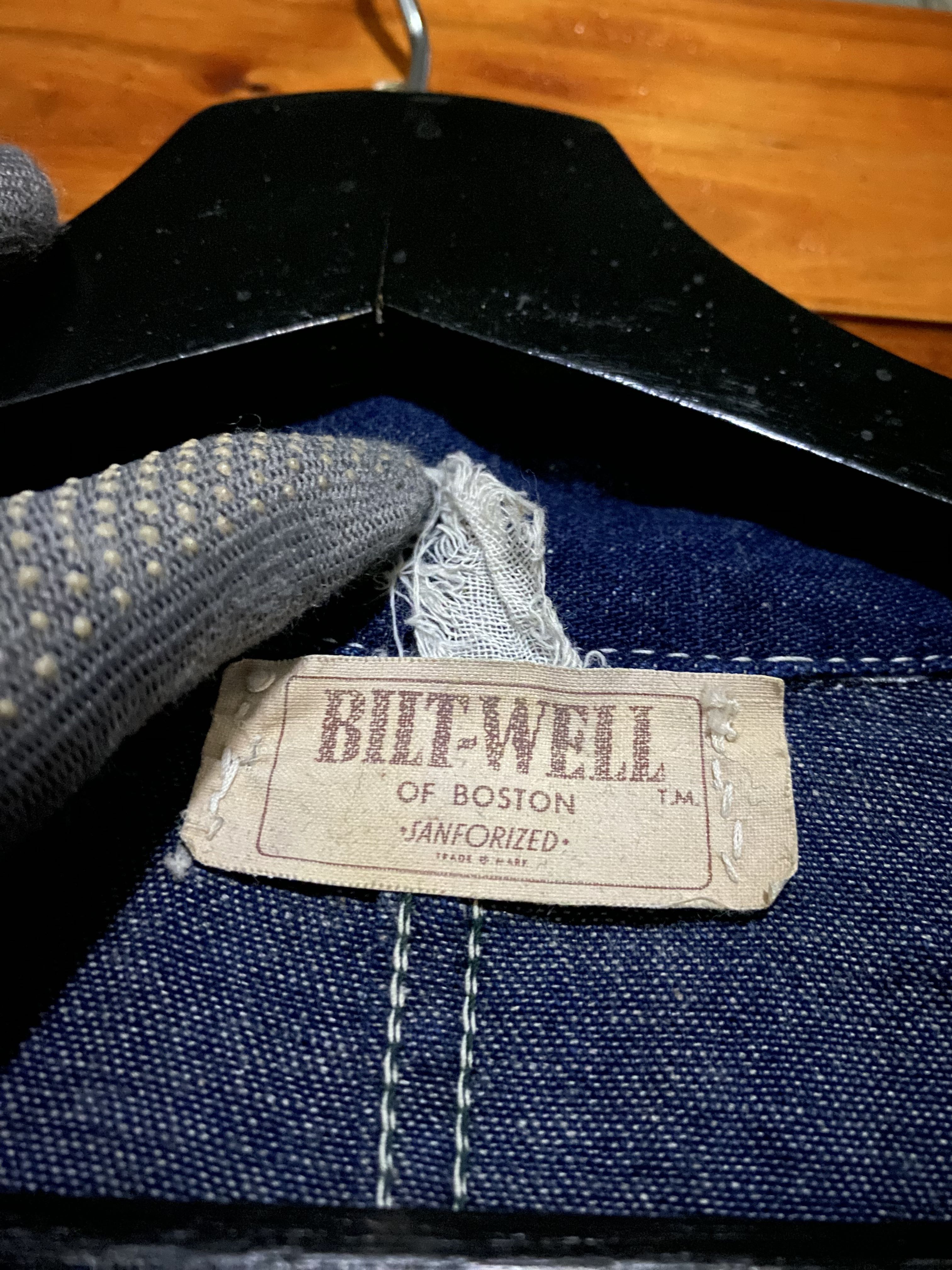 velvet_vault_vintage's post