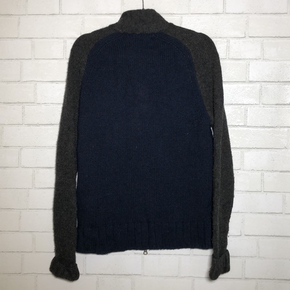 Abercrombie & Fitch Retro Y2K Vintage Lambswool Logo Sweater Cardigan - 2