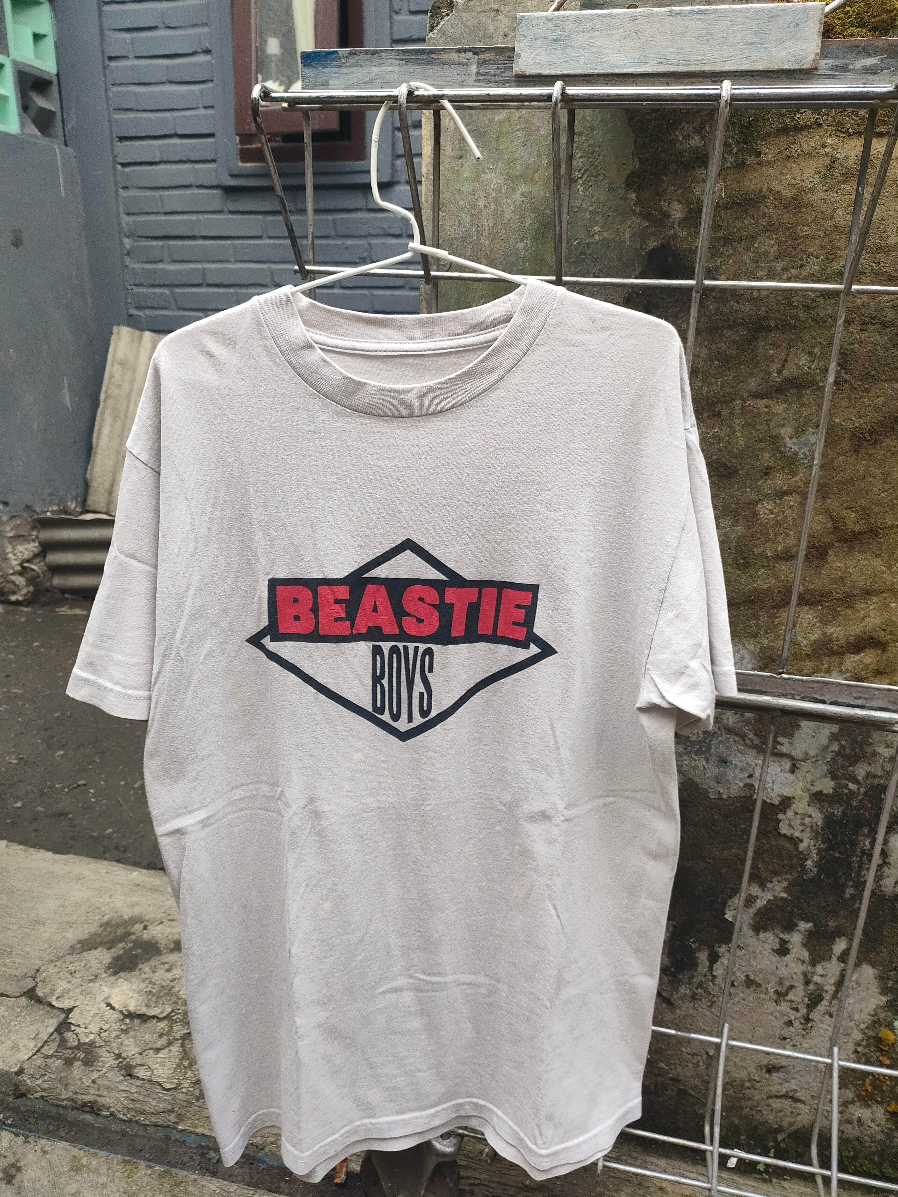 Vintage Beastie Boys - Licensed To ill Tour - Boot Tees - 1
