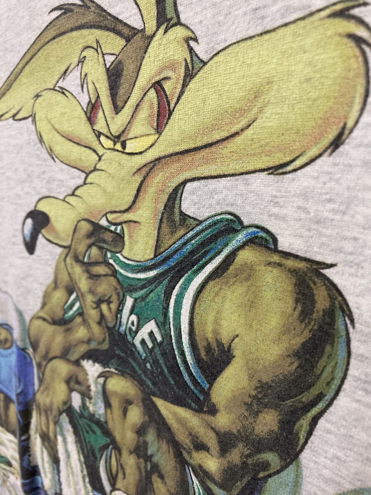 Vintage 1996 Wild E. Koyote Looney Tunes Tshirt - 6