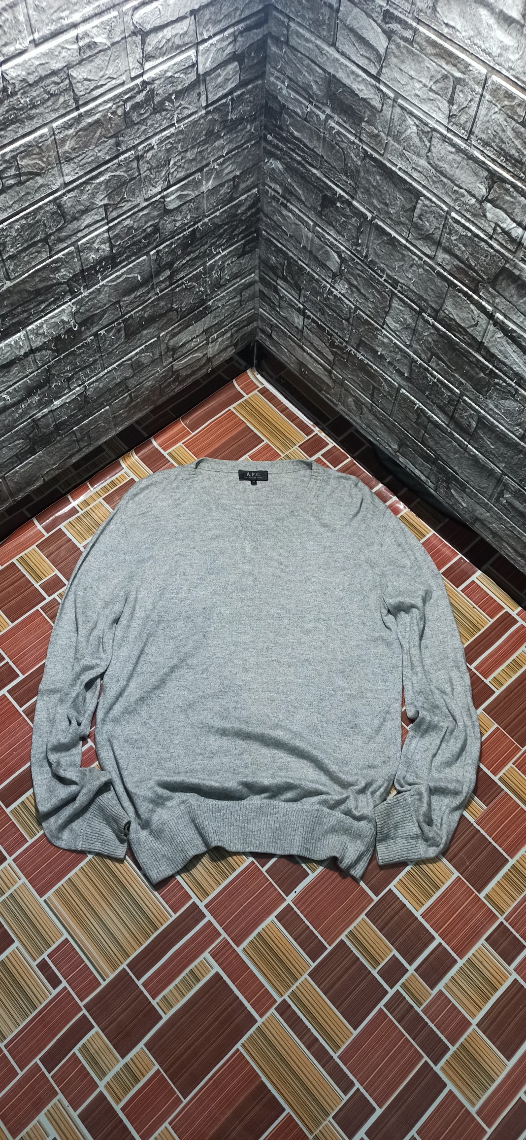A.P.C wool knitwear & sweatshirt

📍P2P 60cm
📍length 72cm - 2