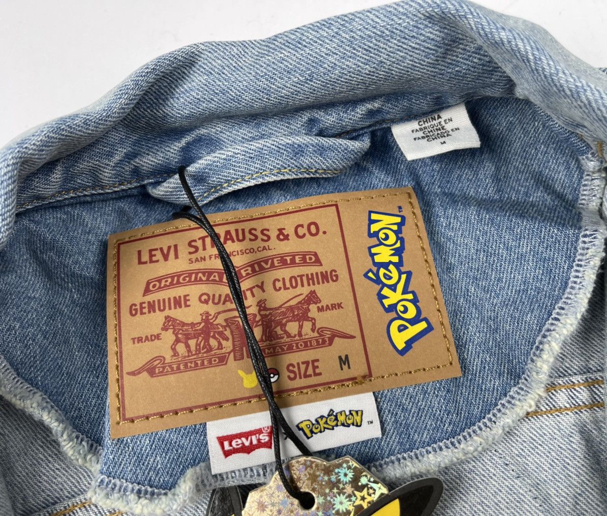 nwt pokemon X levis trucker jacket size M - 11