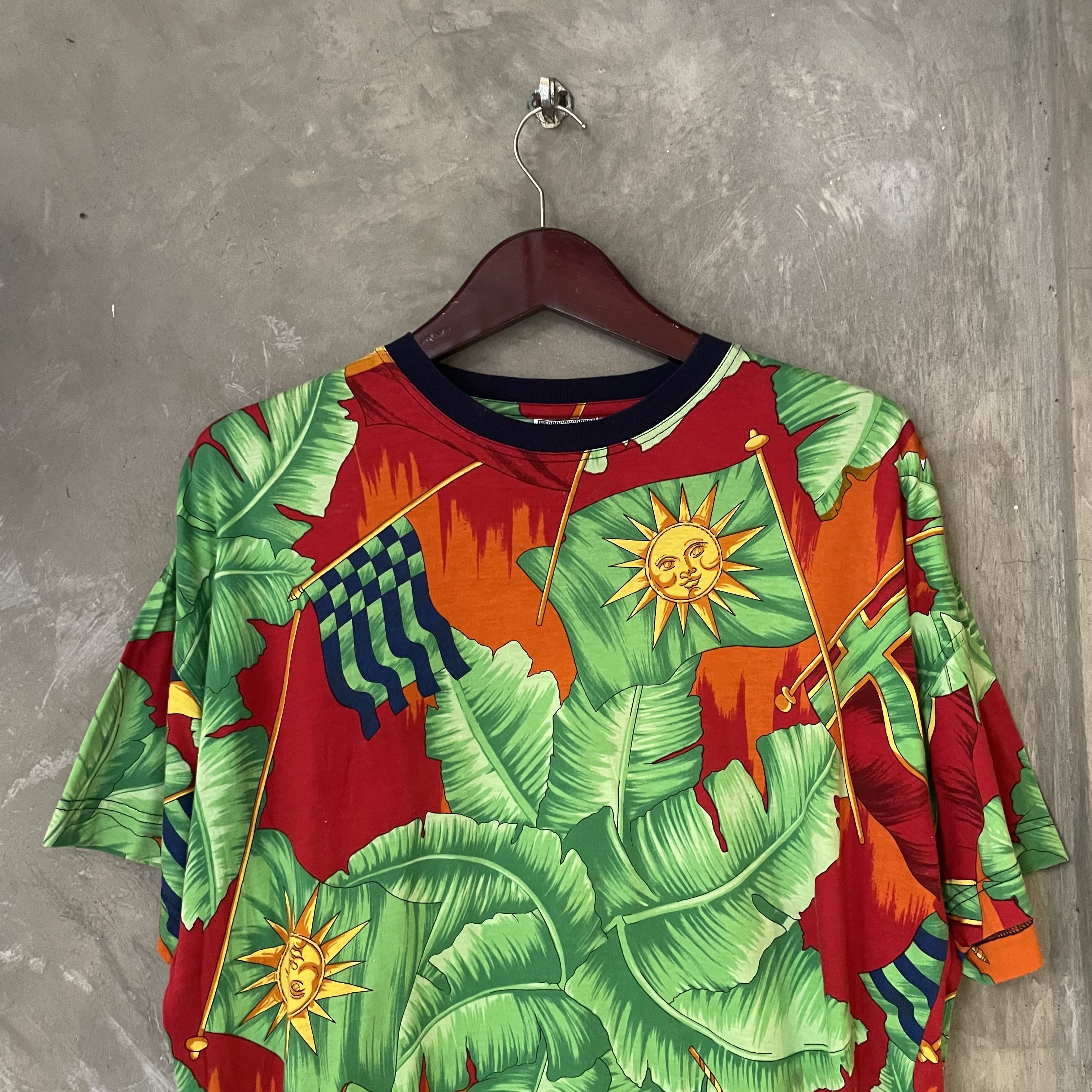 Vintage V2 By Versace Tropical Green Sun Flag Hawaiian T Shirt Multcolor Size S - 3