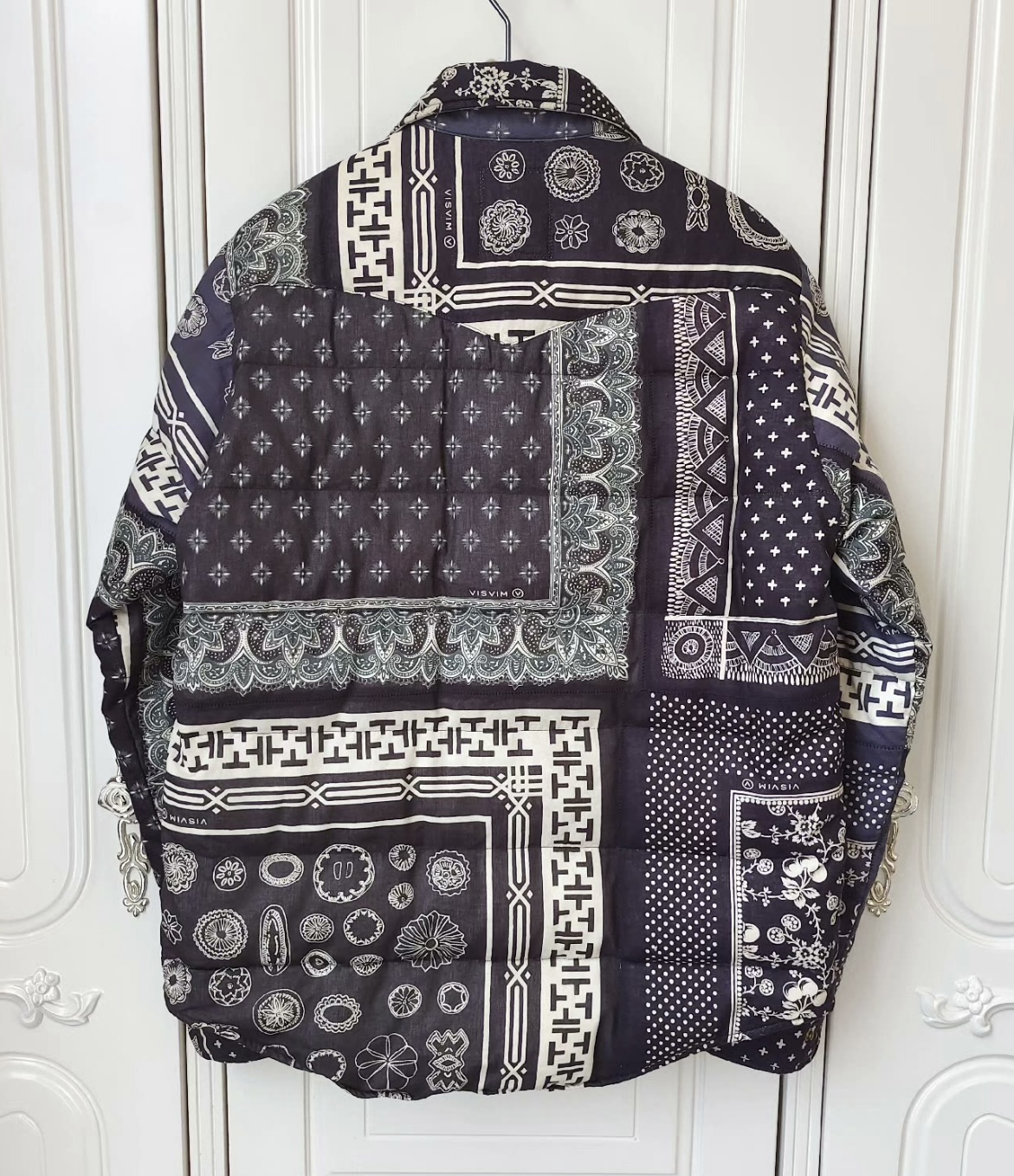 Visvim ICT Exhibition Limited 19AW KERCHIEF DOWN JKT BANDANA Gubu Black Cashew Flower Down Jacket - 2