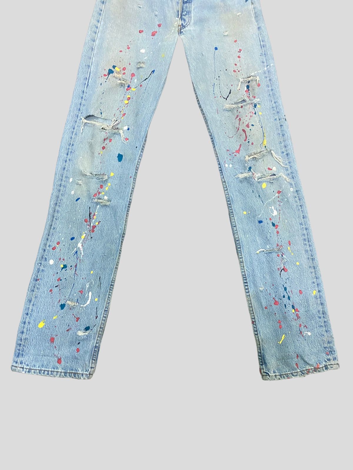 VINTAGE 90s Levi's 501 PAINT SPLASHED VERY DISTRESSED DENIM - 4