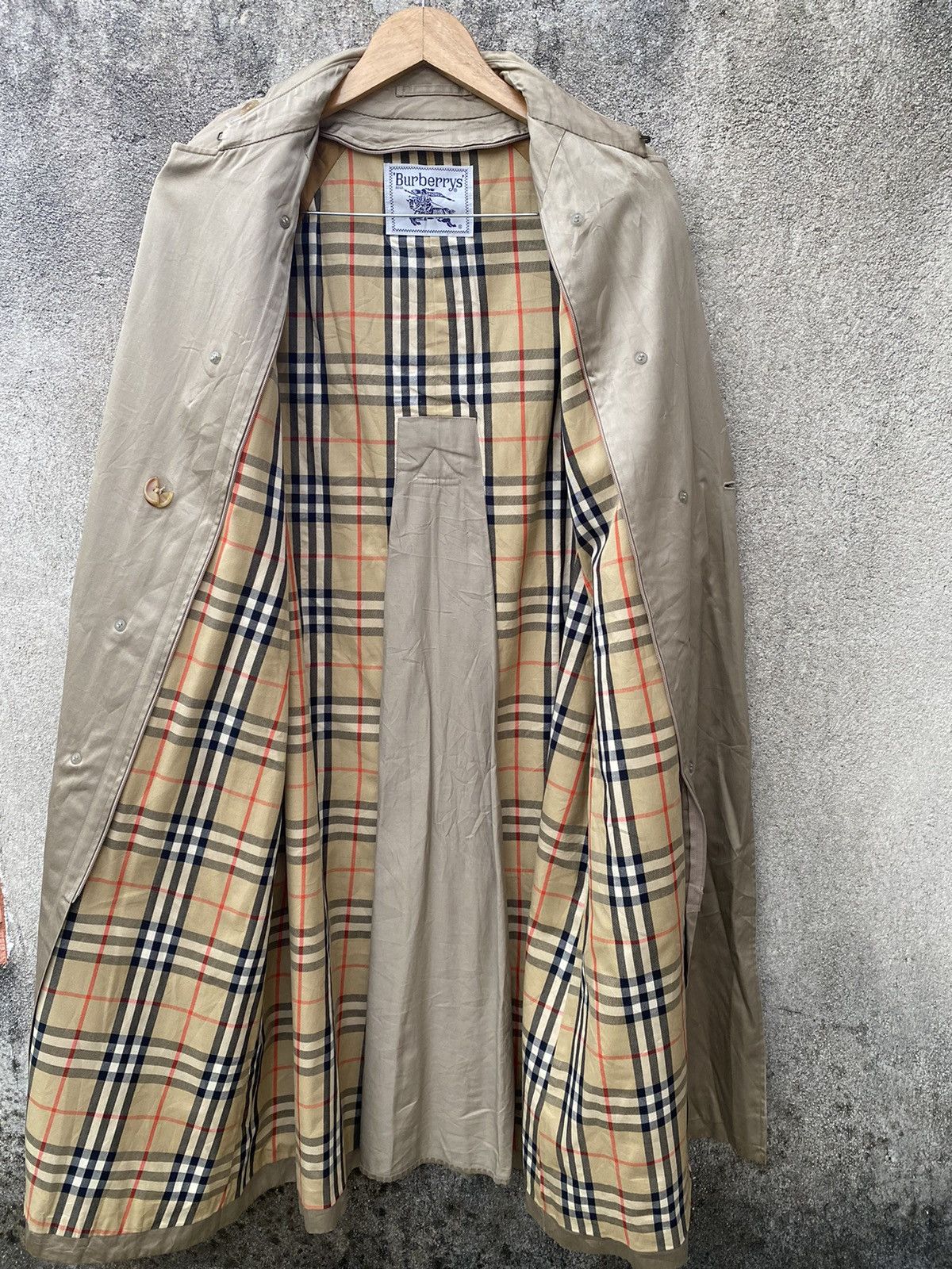 Burberry Prorsum - Burberrys Double Breasted Trench Coat Nova Check - 3