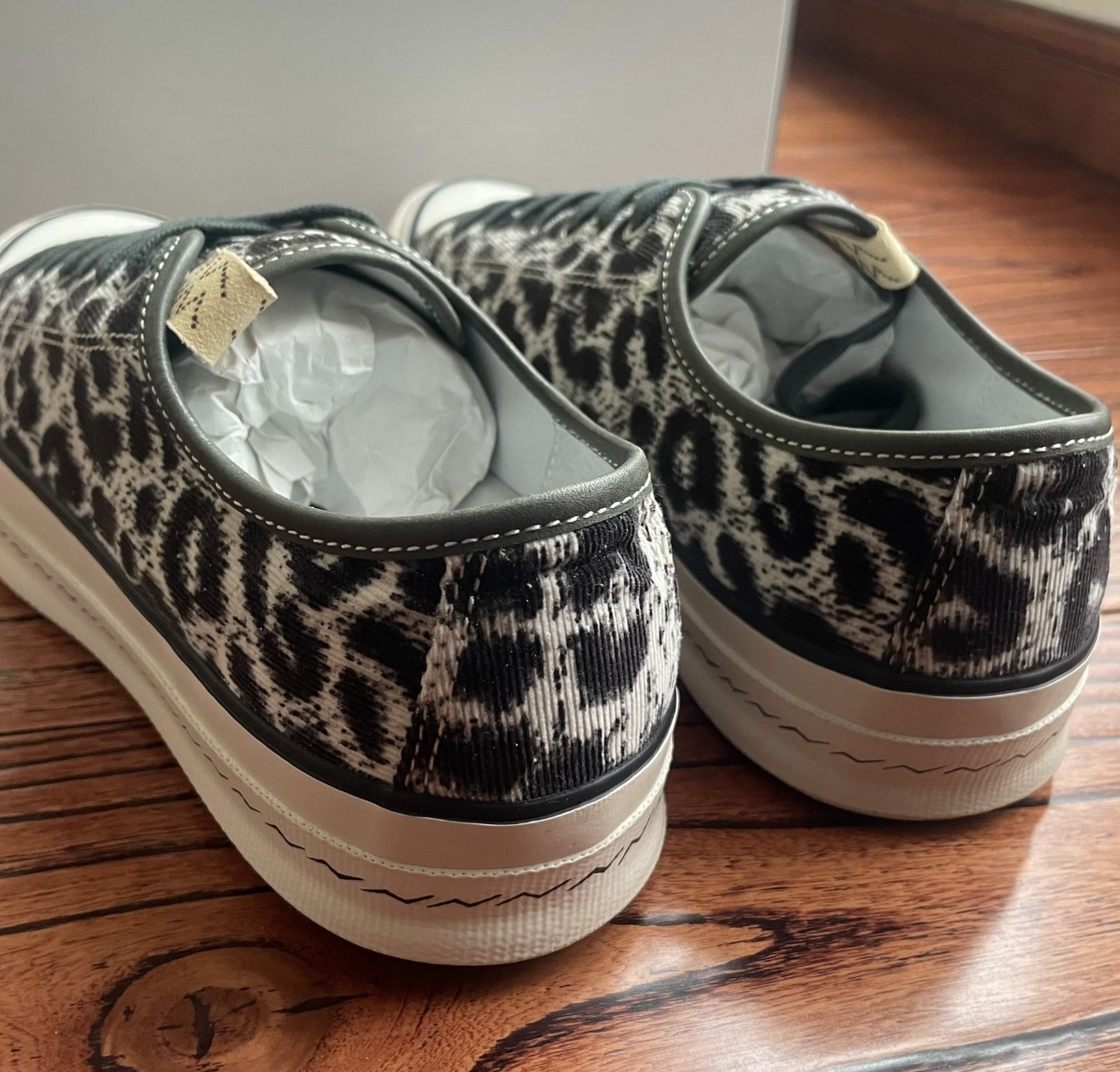 SKAGWAY LO LEOPARD GREY - 5