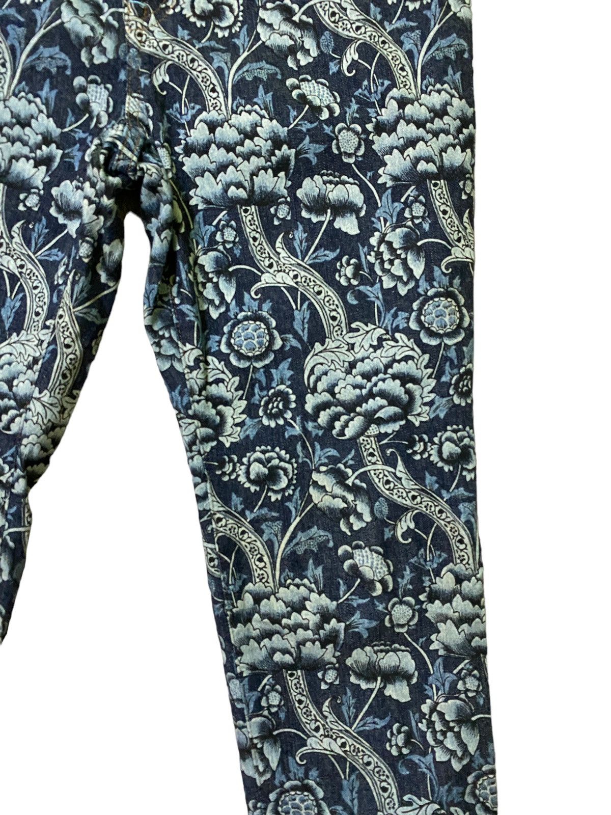 Vintage ARTISAN Floral Full Printed Skinny Denim - 6