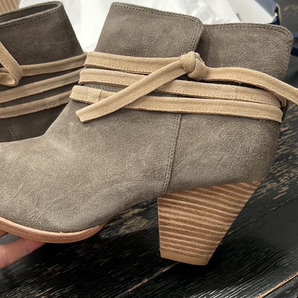 Splendid Rio Grande Suede Fashion Ankle Boots - 6