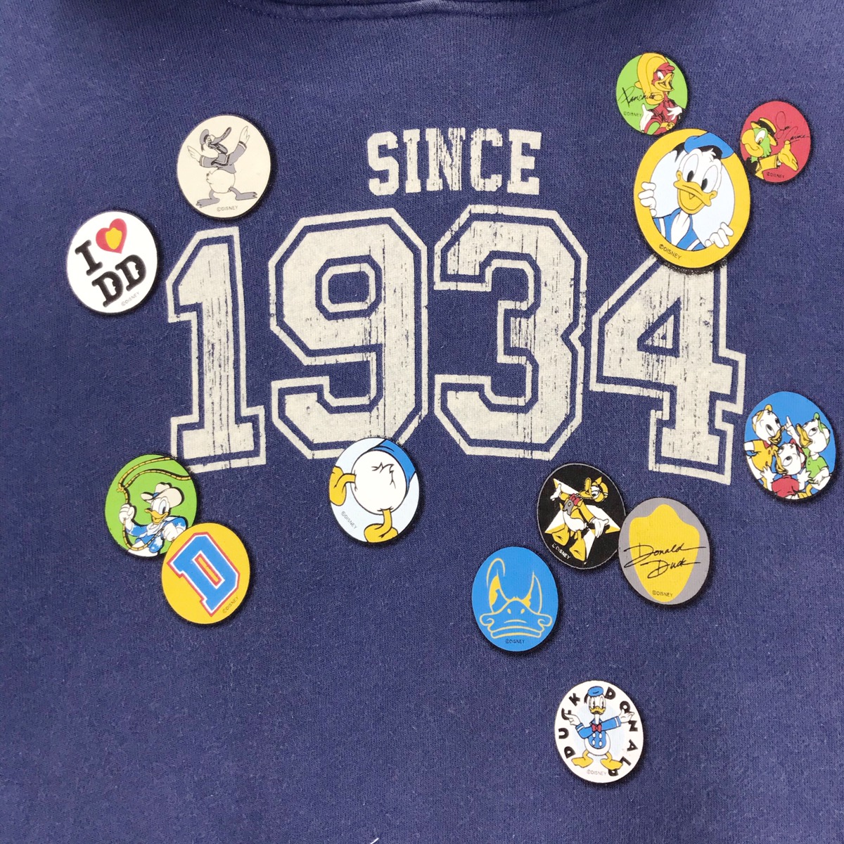 Disney - Vintage Tokyo Disney Resort Sweatshirt Donald Duck Family - 9