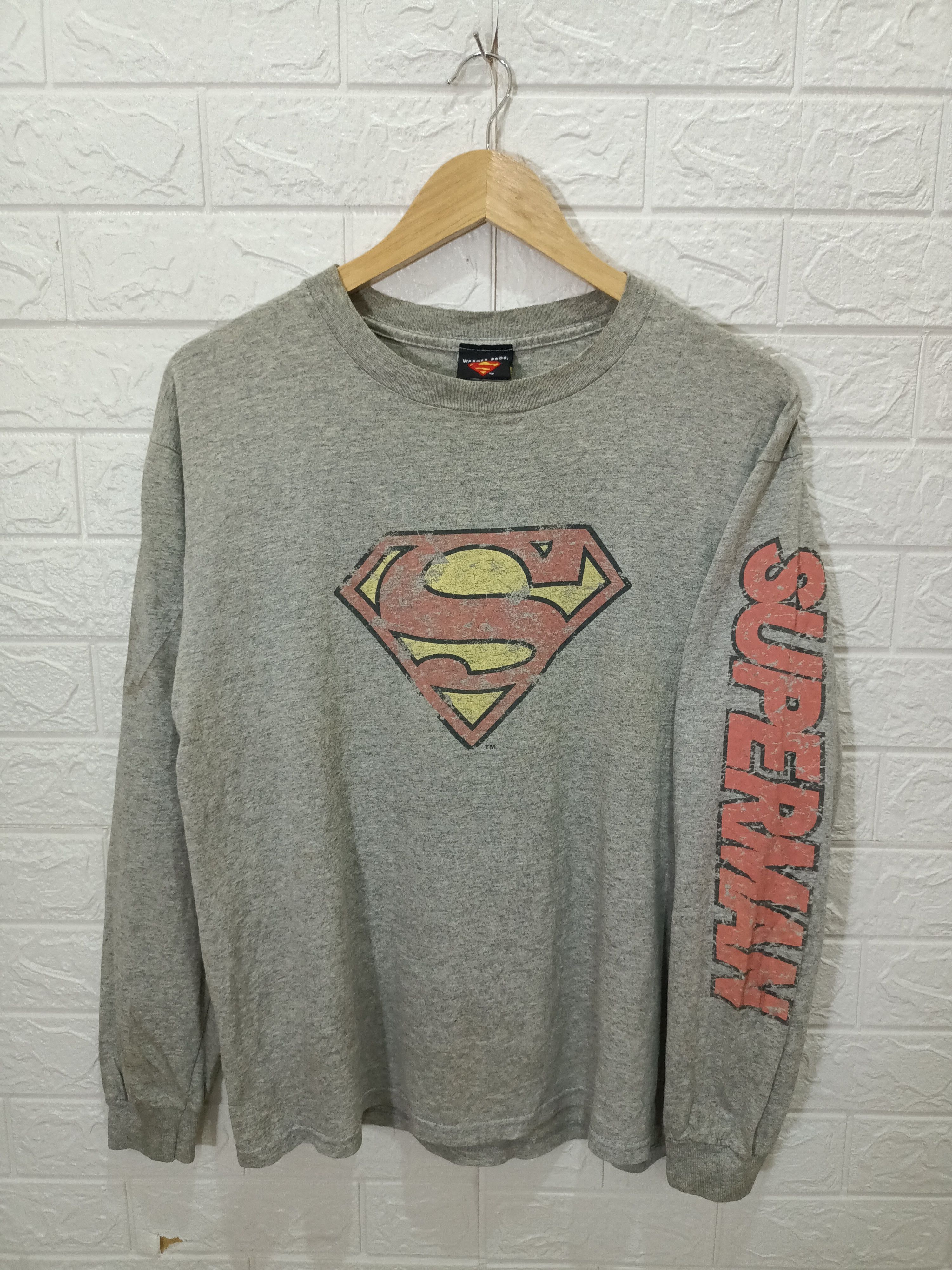 Vintage 2003 Superman Ripped Shredded Logo Spellout l/s Tee - 2