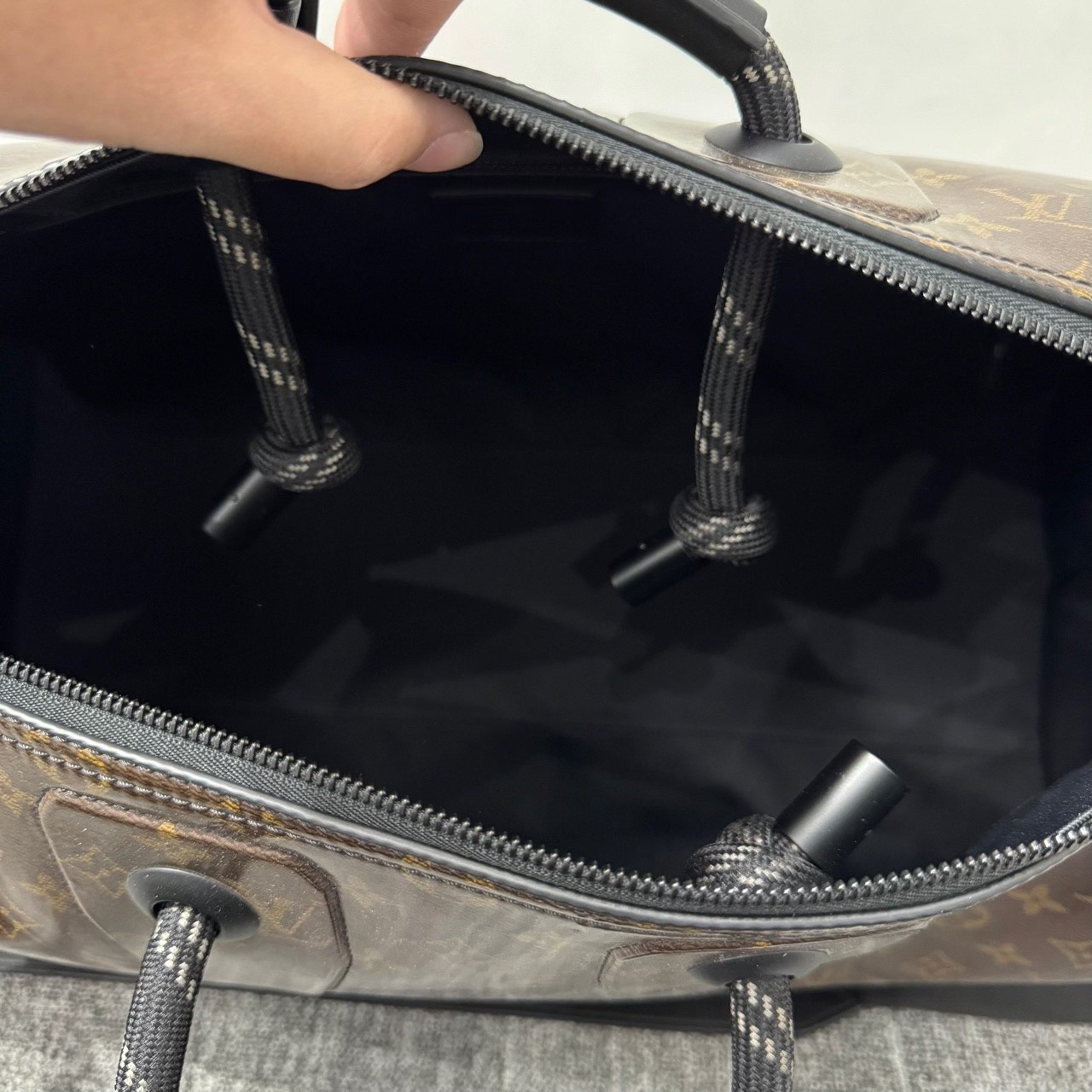 Louis vuitton lv crystal activity keepall - 7