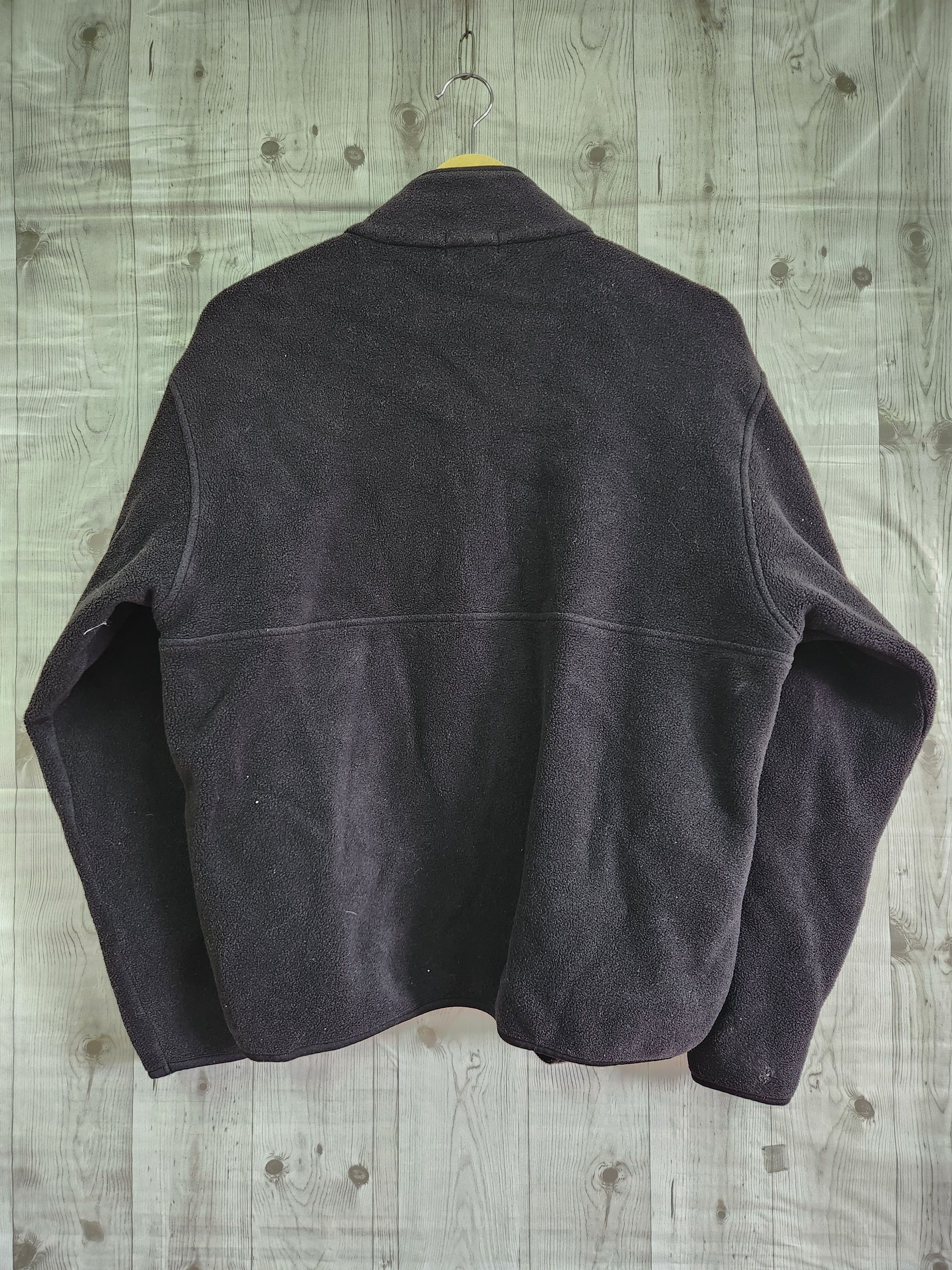 Vintage Uniqlo X Spy Sorge Fleece SweatShirt Japan - 16