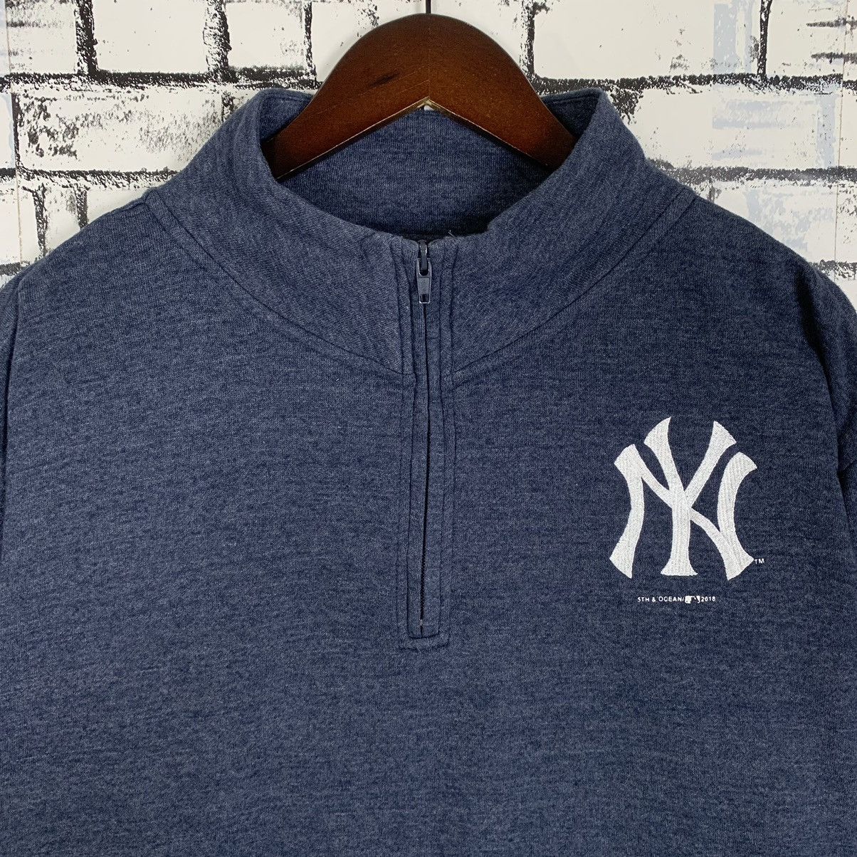 Vintage New Era MLB New York Yankees Embroidery Hulf Zip - 2