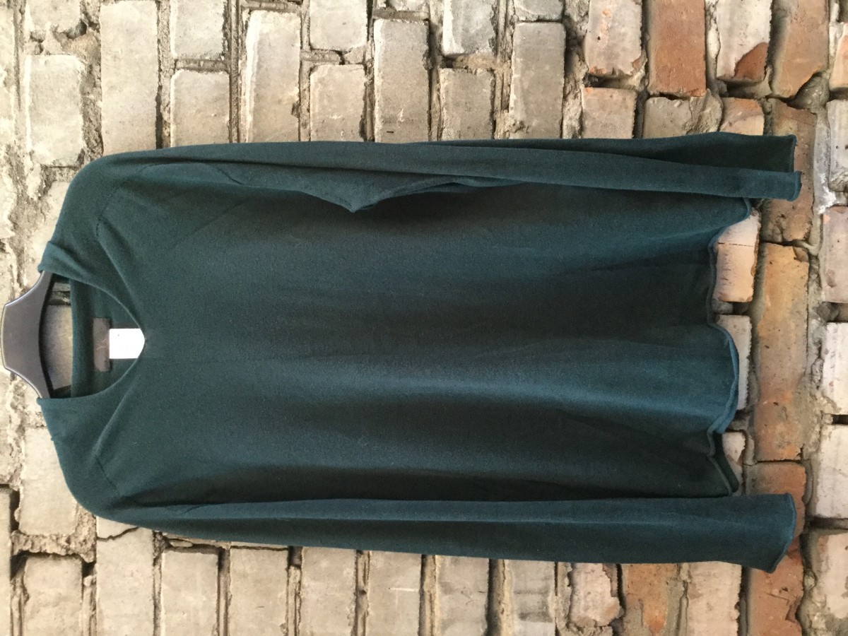 Seamless hooded sweater.Like Dries van Noten or Rick Owens - 1