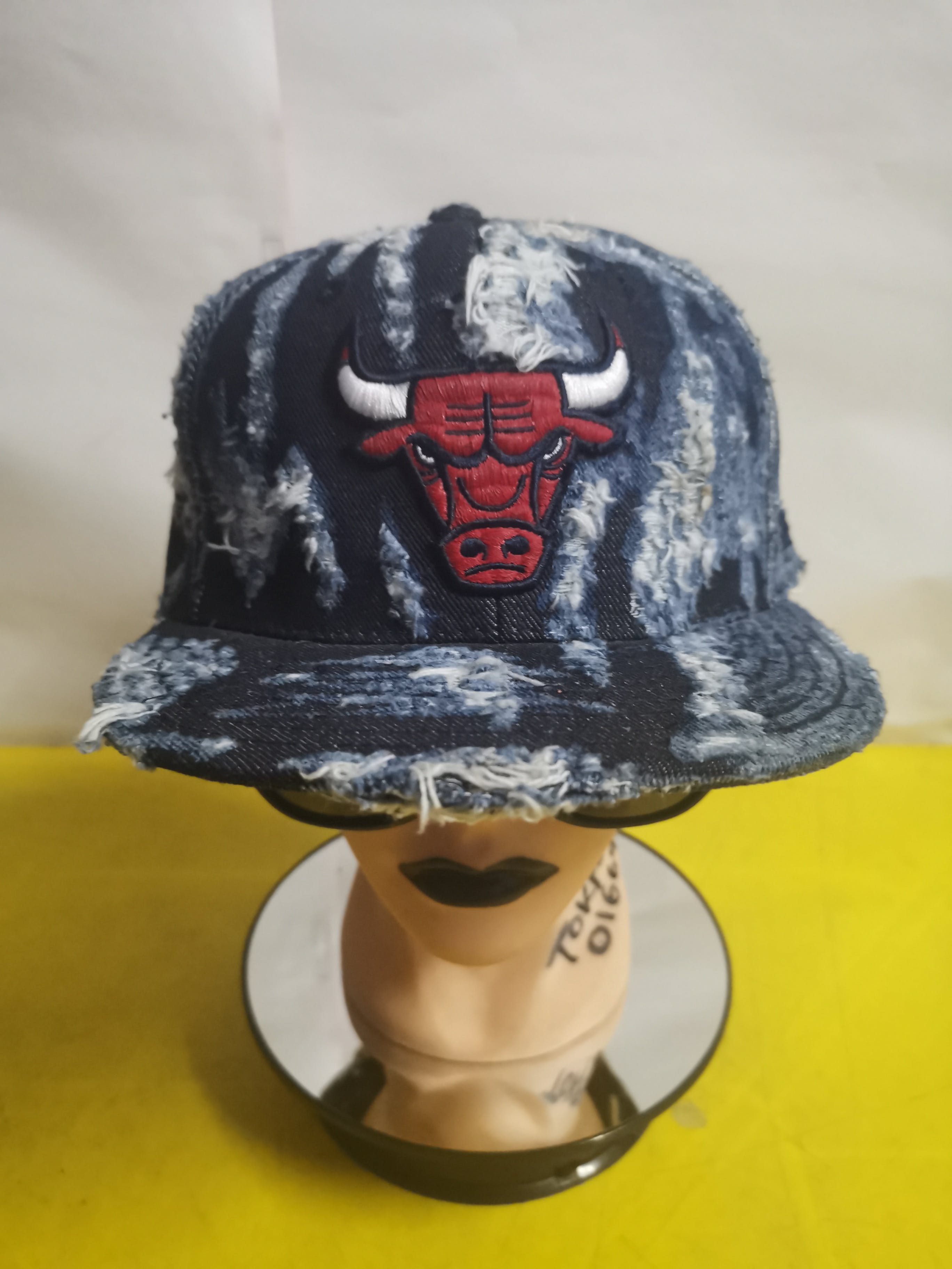 🔥FINAL PRICE DROP🔥Reebox Denim Hat x NBA x Chicago Bulls - 1