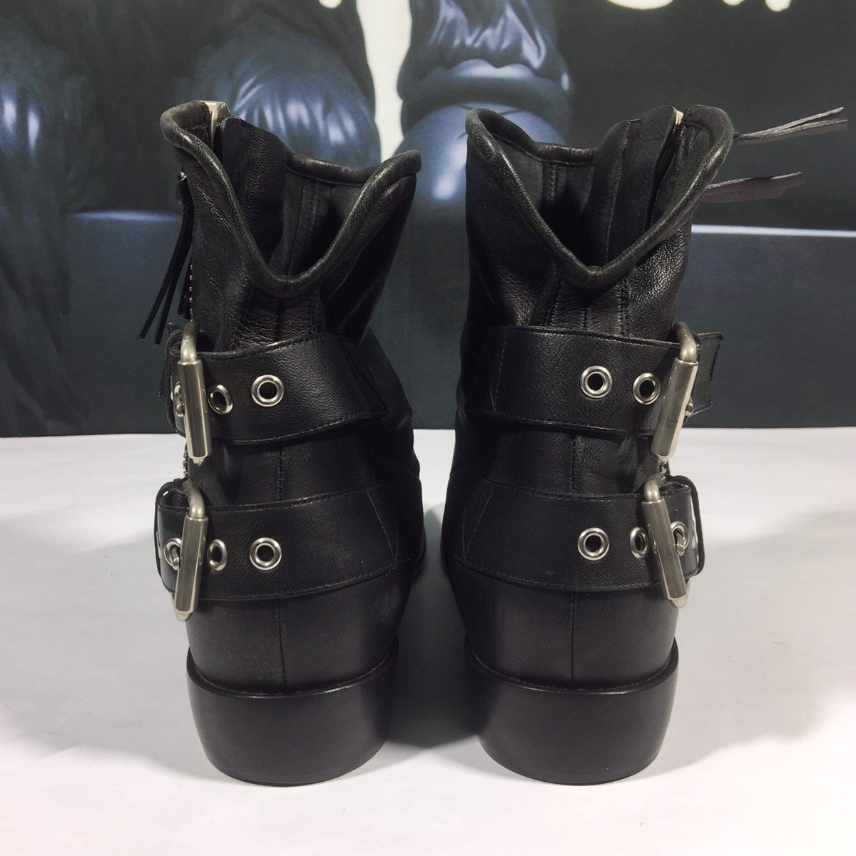 Homme Leather Belted Zip Up Boots - 7