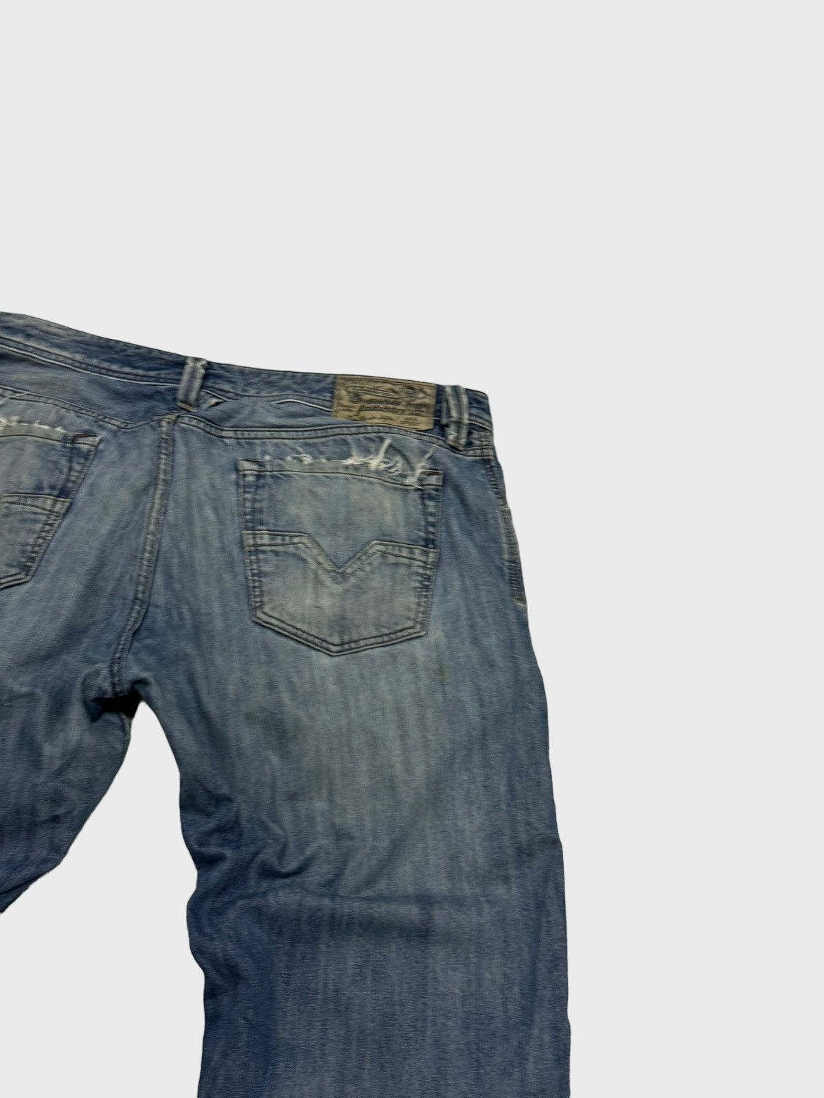 Vintage Distressed Diesel Industry Thrashed Jeans - 11