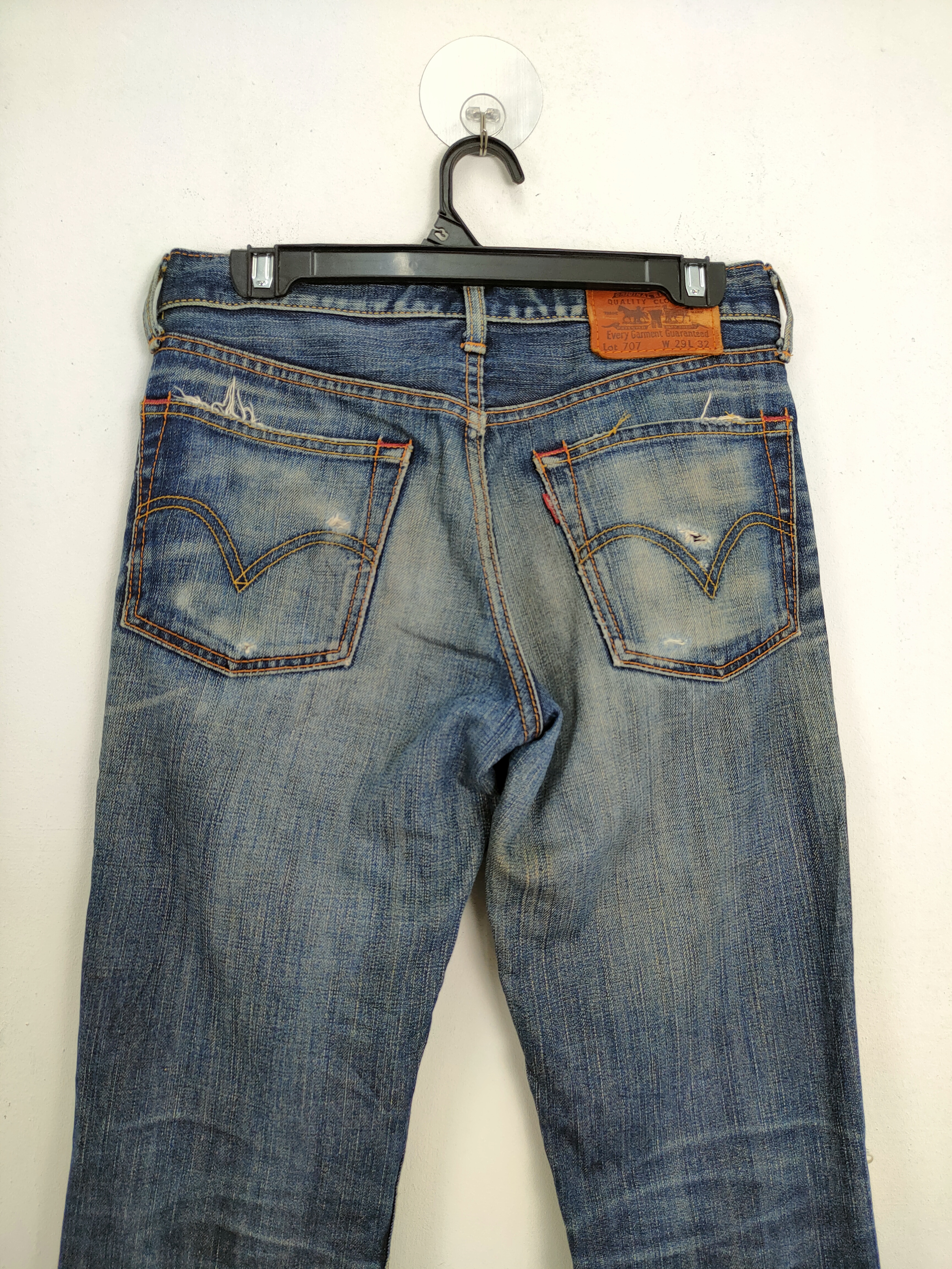 Levi's Distressed Denim Faded Blue - 6