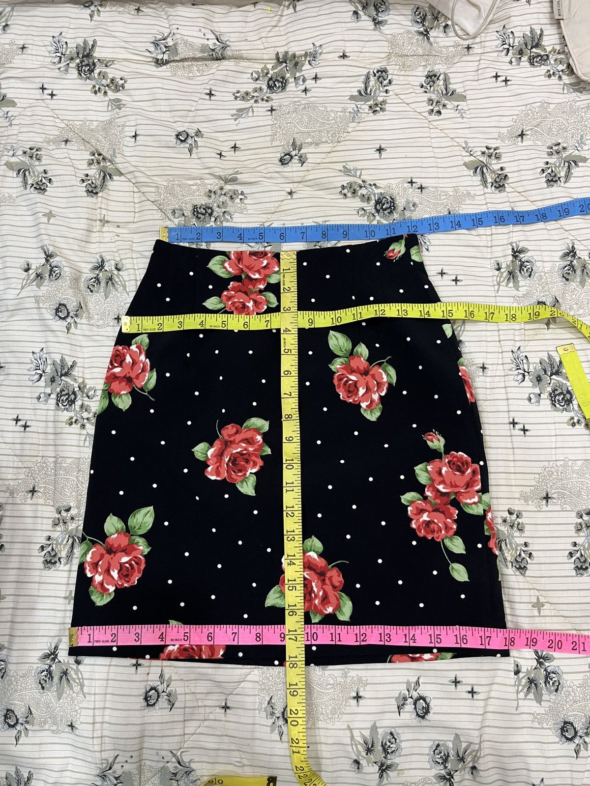 Designer - (Ooo). CECIL MCBEE JAPANESE HYPEBEAST FLORAL SKIRTS - 10