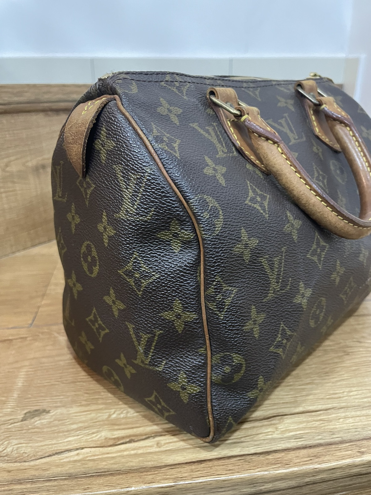 Authentic LOUIS VUITTON Speedy 25 - 9