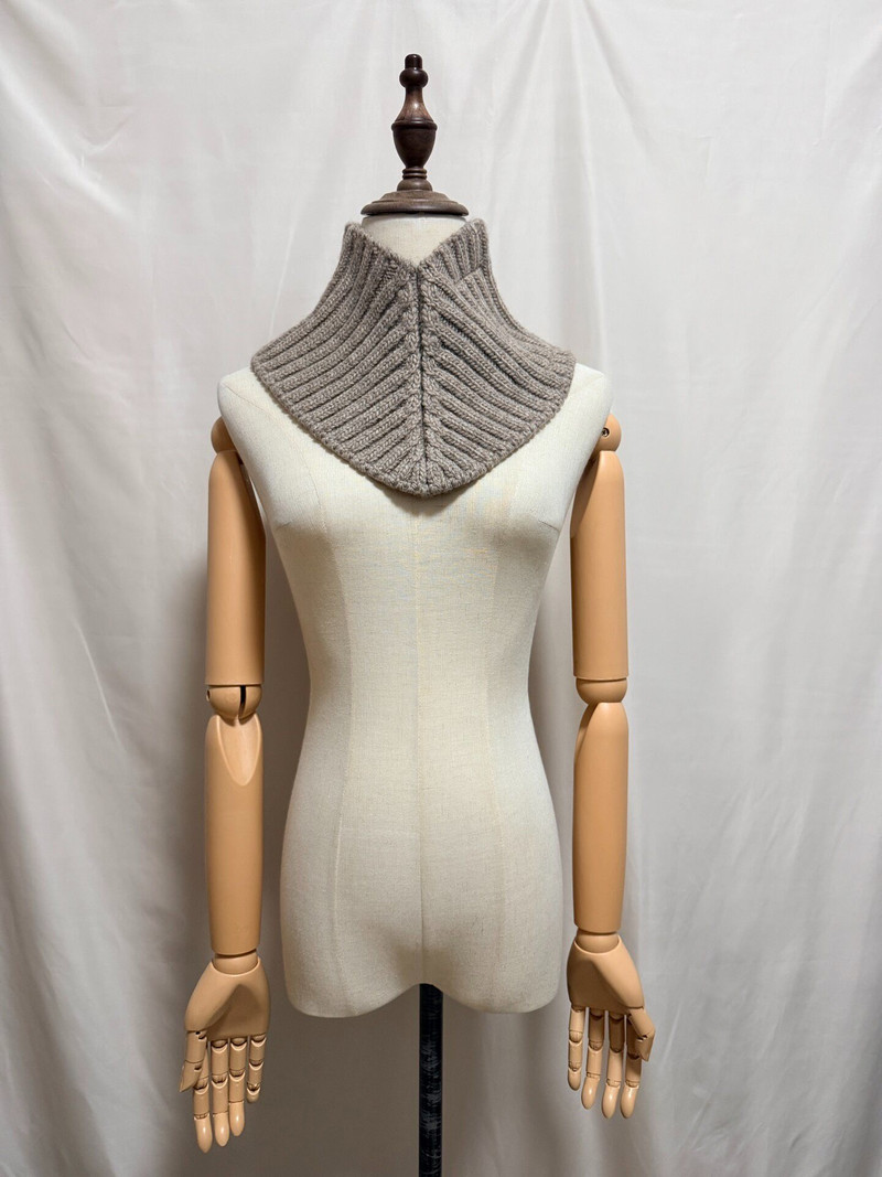 TAKAHIROMIYASHITA The Soloist (Miyashita Takaaki) Knitted Neck Gaiter Scarf 2024 AW - 1