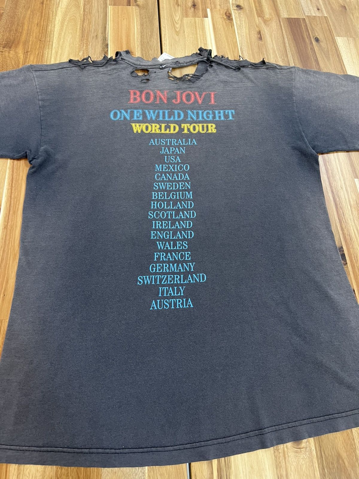 Vintage Bon Jovi Destroyed Trashed Shirts Tee - 8