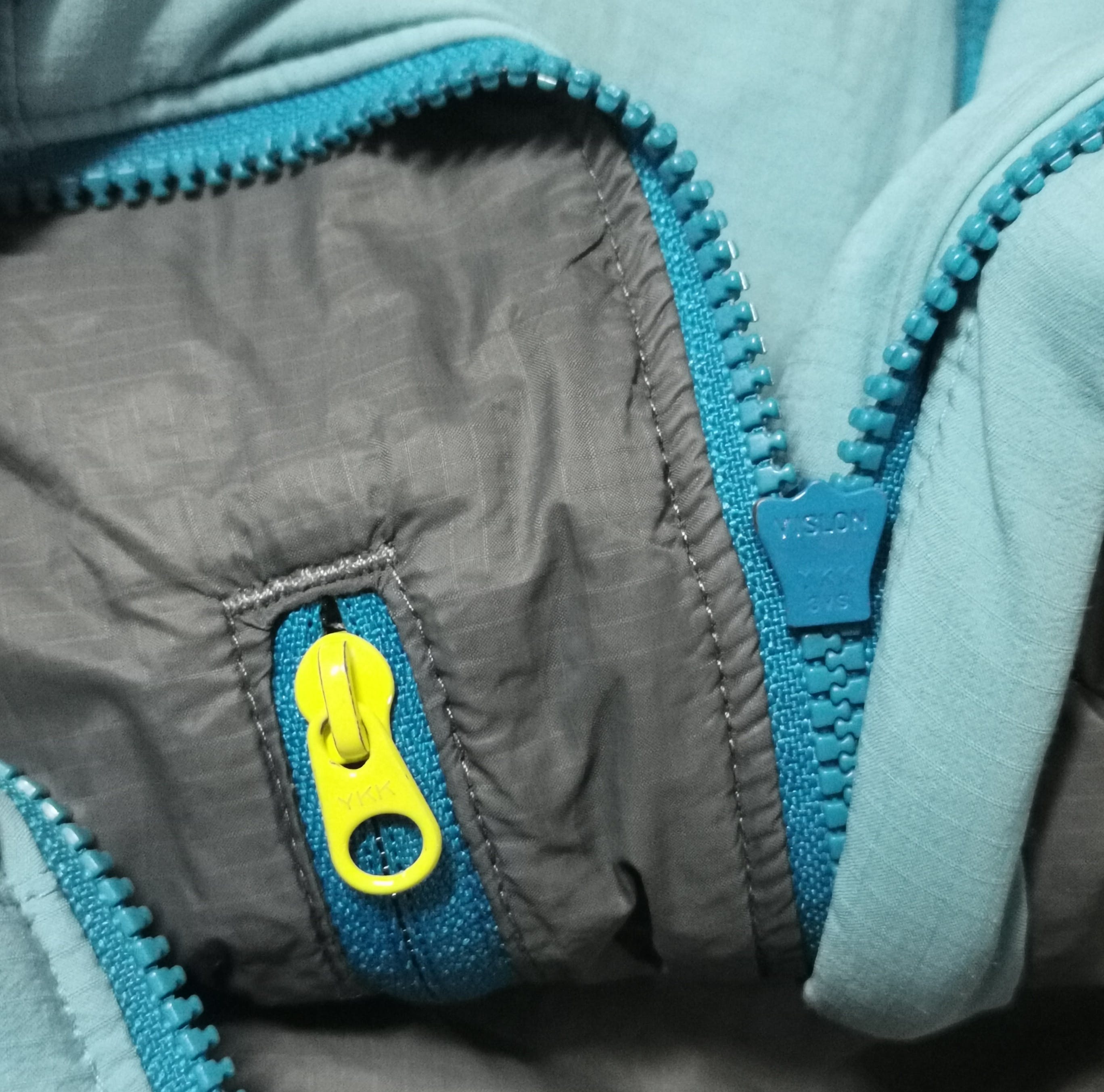 💥Best Price💥ARC'TERYX Zipper Jacket With Hoodie - Worn - 9