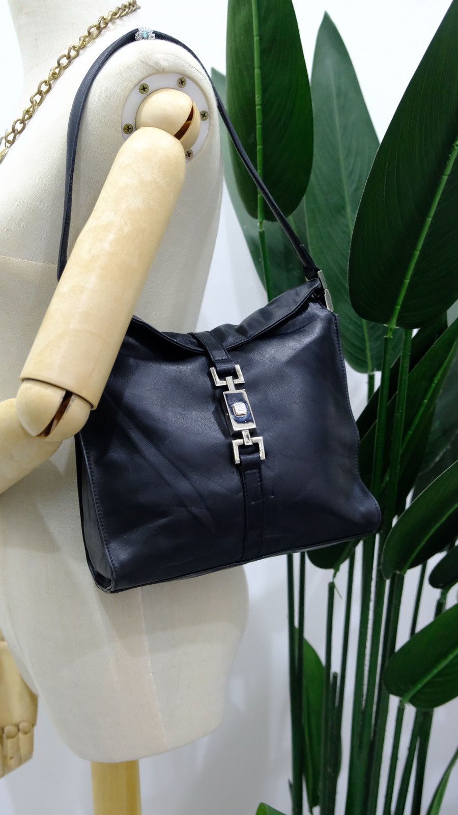 Authentic Gucci Black Jackie Leather Shoulder Bag - 1
