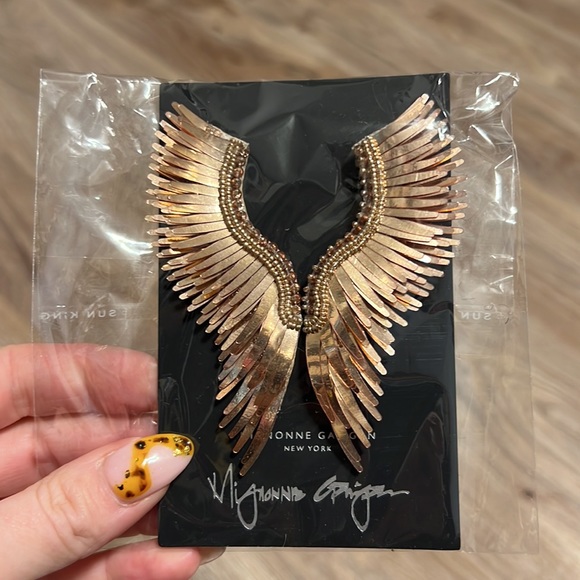 Mignonne Gavigan Madeline Pearly Wing Earring in Rose Gold - 5