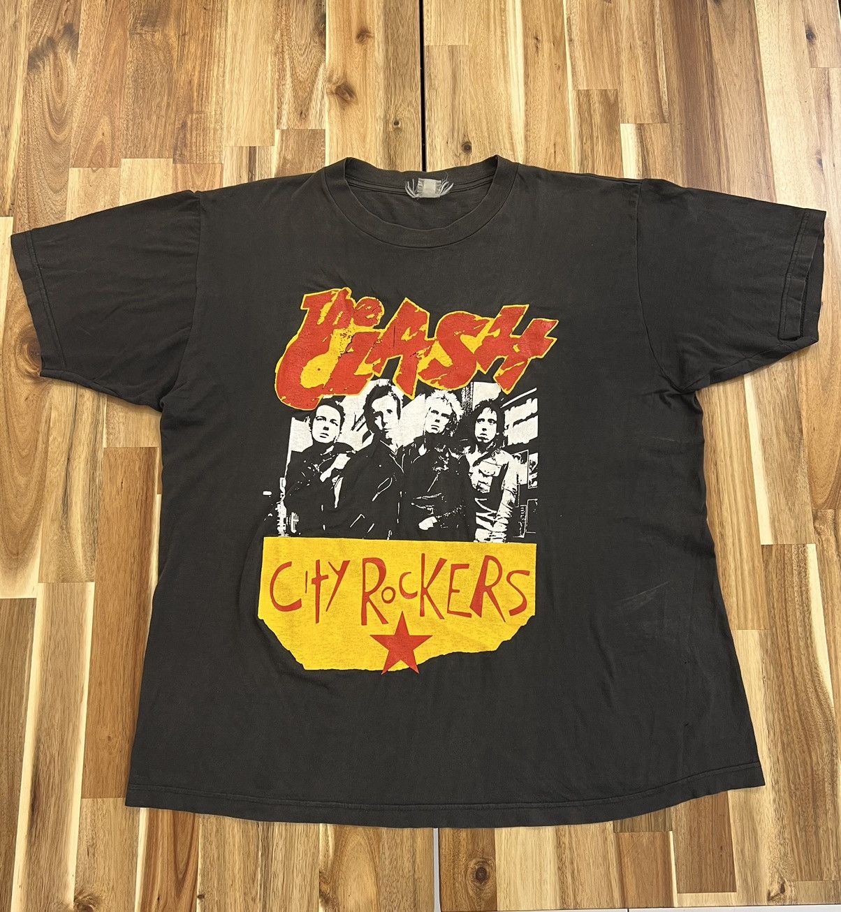 VINTAGE 90’s THE CLASH RARE PUNK T-SHIRT - 1