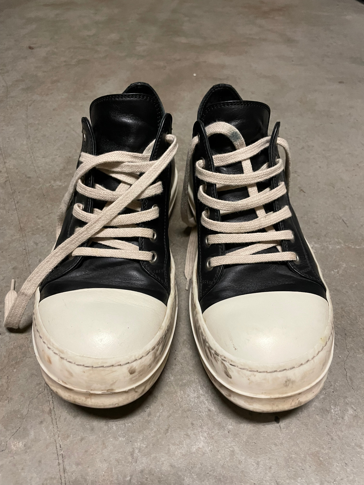 Leather Low Top Sneakers - 5