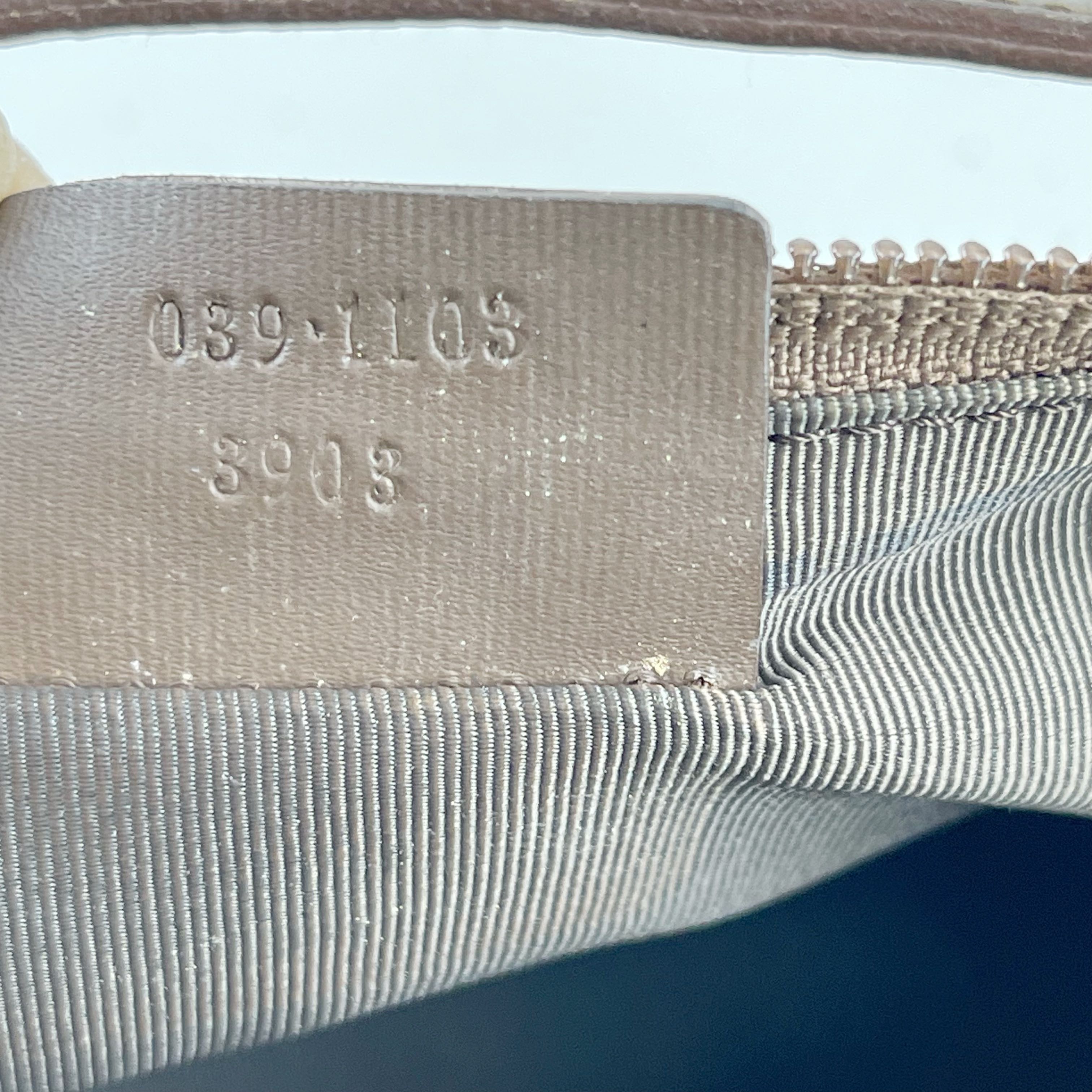 Gucci GG Canvas Boat Baguette Leather Trim - 9