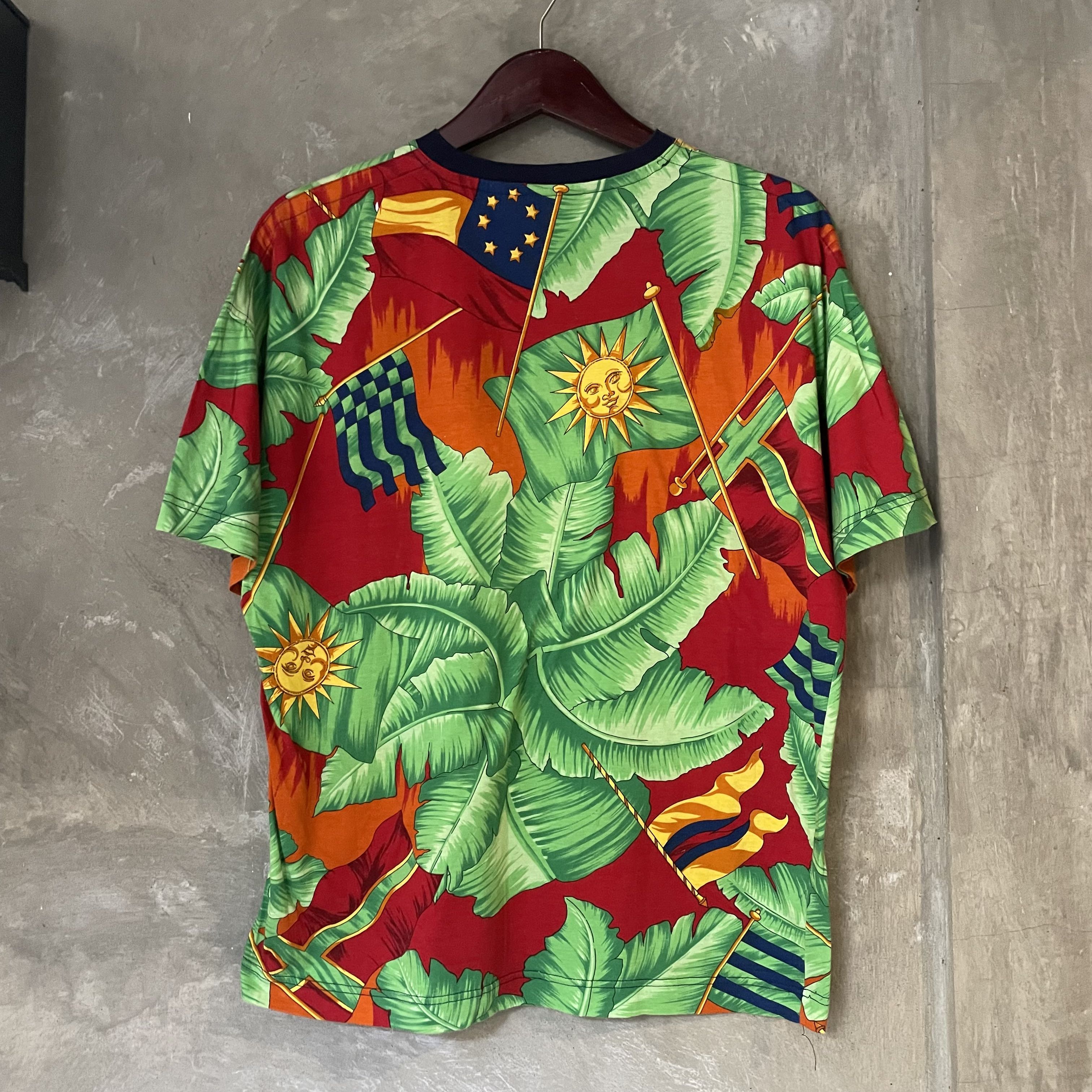 Vintage V2 By Versace Tropical Green Sun Flag Hawaiian T Shirt Multcolor Size S - 6