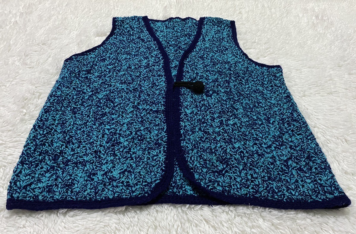 Cardigan - Sleeveless Knitted Sweater Cardigan - 2