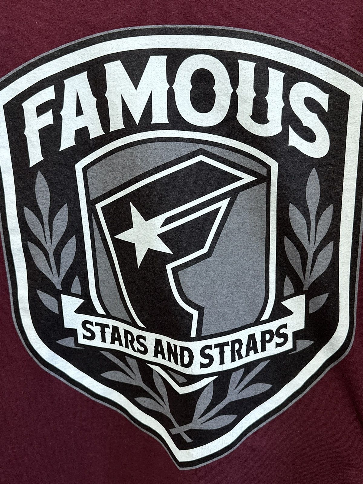 Vintage Y2K Famous Stars And Straps Graphic Logo Tee XL - 3