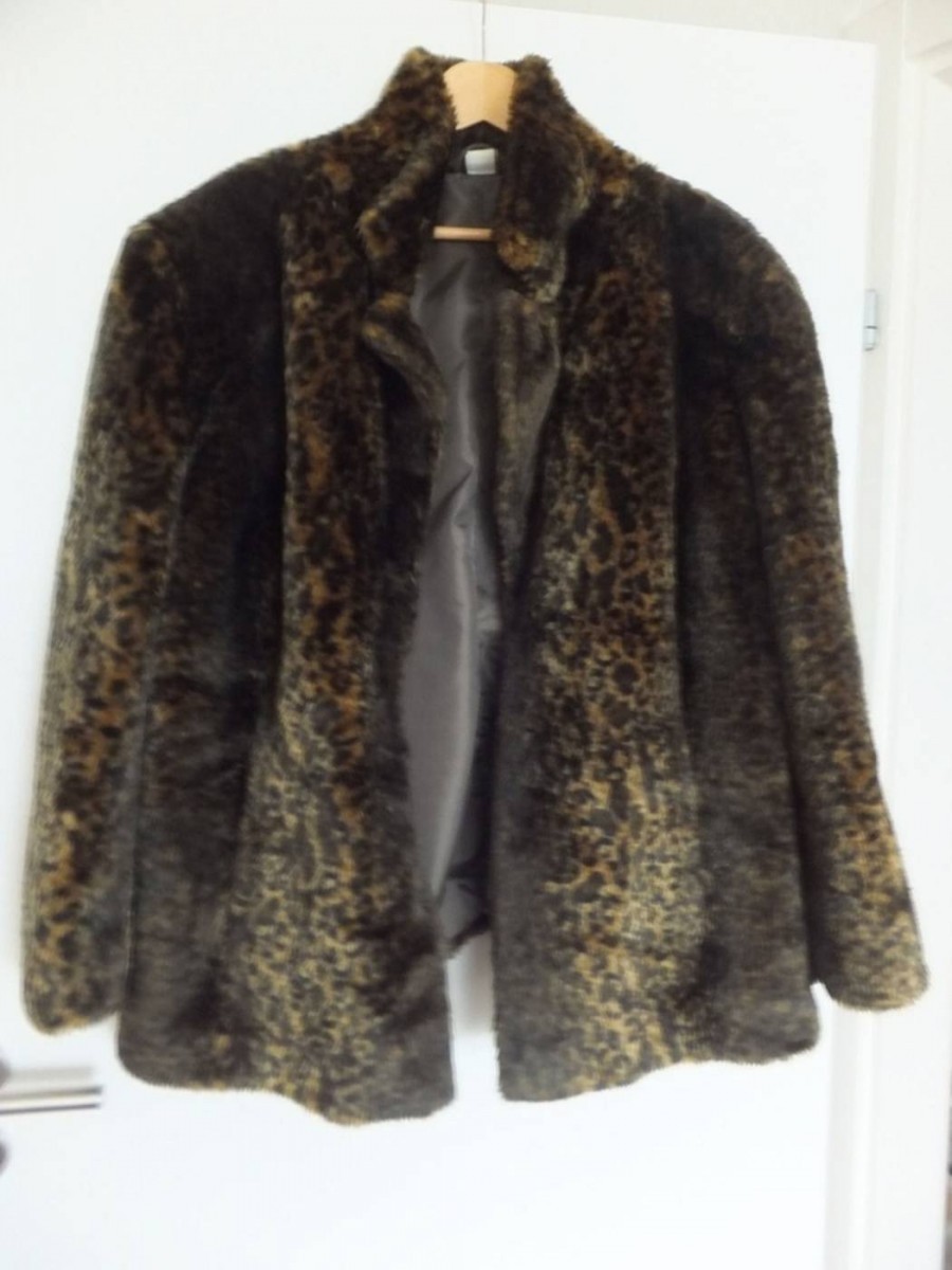 Vintage - faux fur leopard baby cat pattern coat size 50 52 - 4