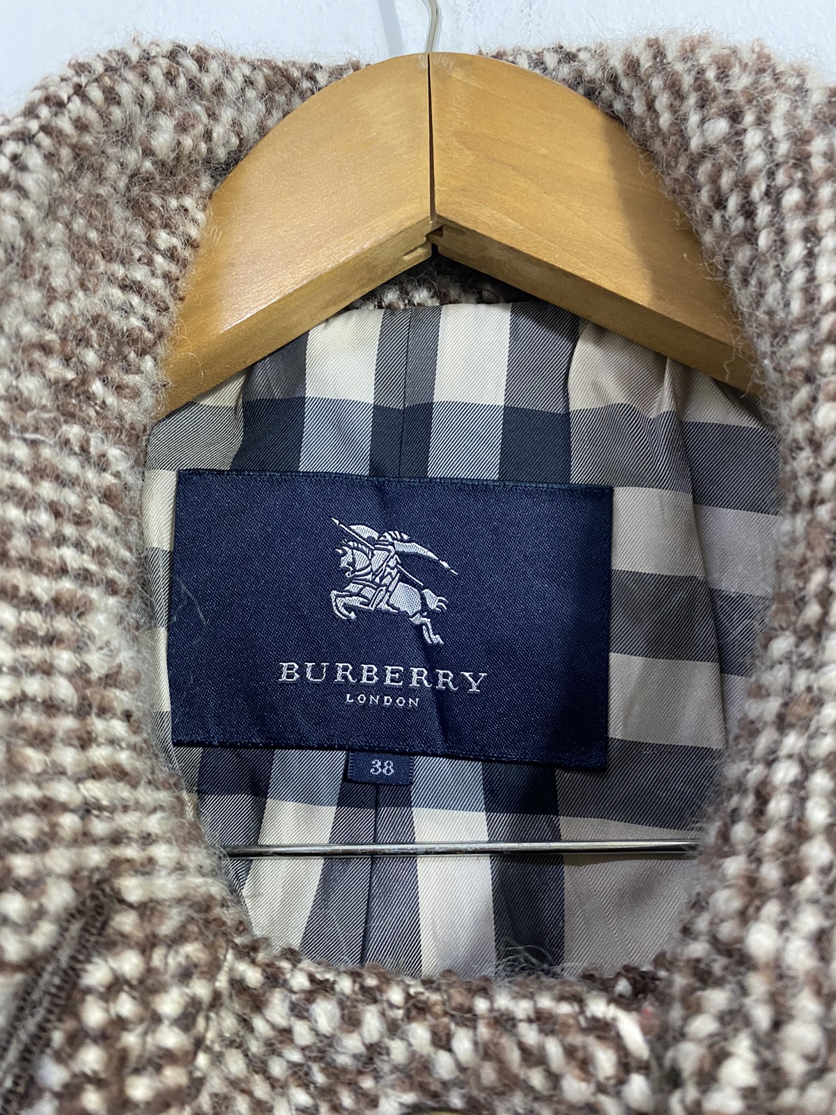 Burberry mohair Jacket Design