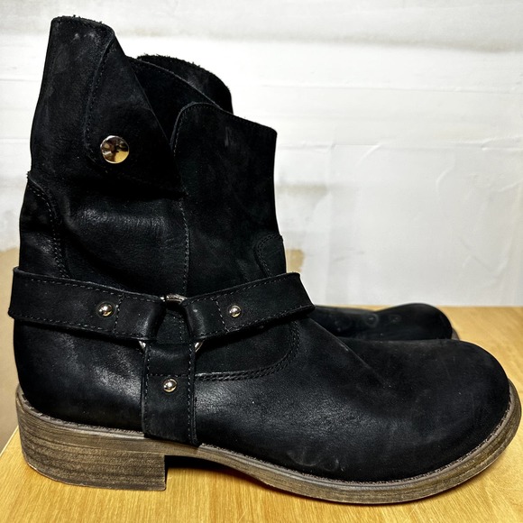 Sundance Ankle Boots Heeled Round Toe Buckle Studded Leather Black EU 38 US 7.5 - 2