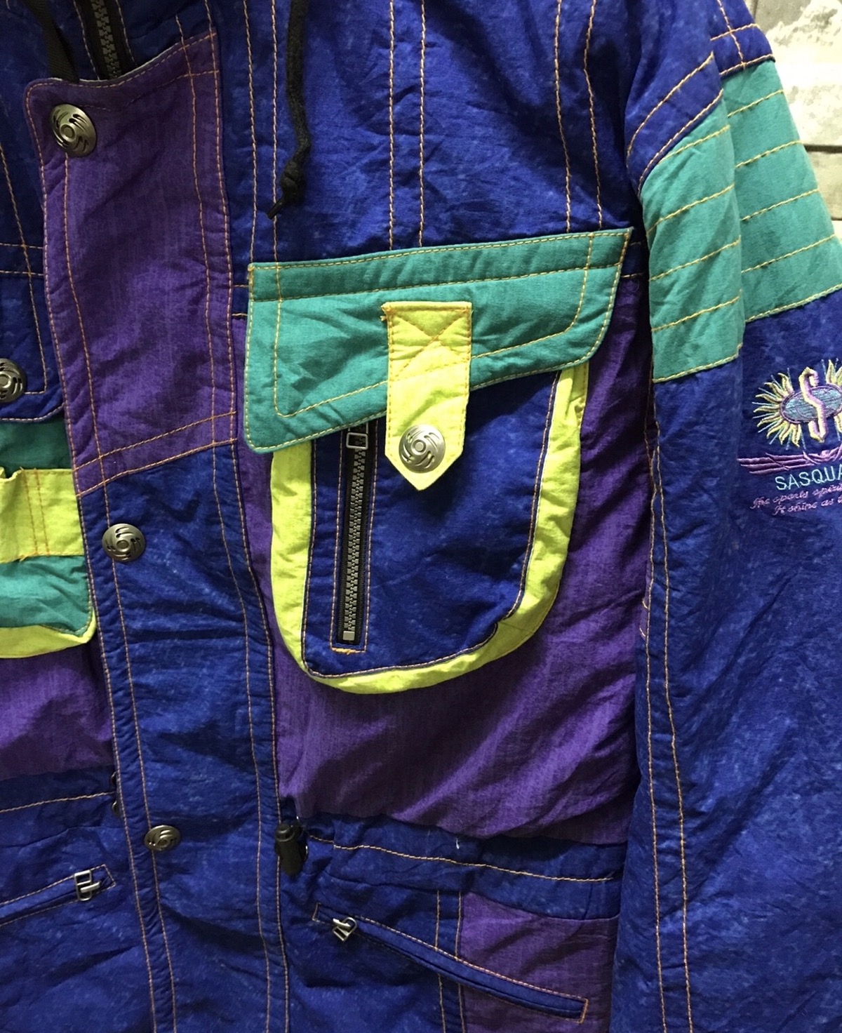 Vintage Sasquatch Multicolor Hooded Ski Jacket - 4